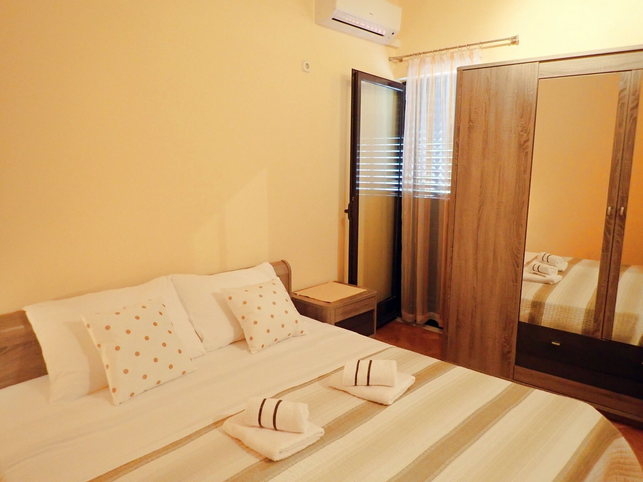 Apartments JAZ- 100 m from pebble beach 77749-S1