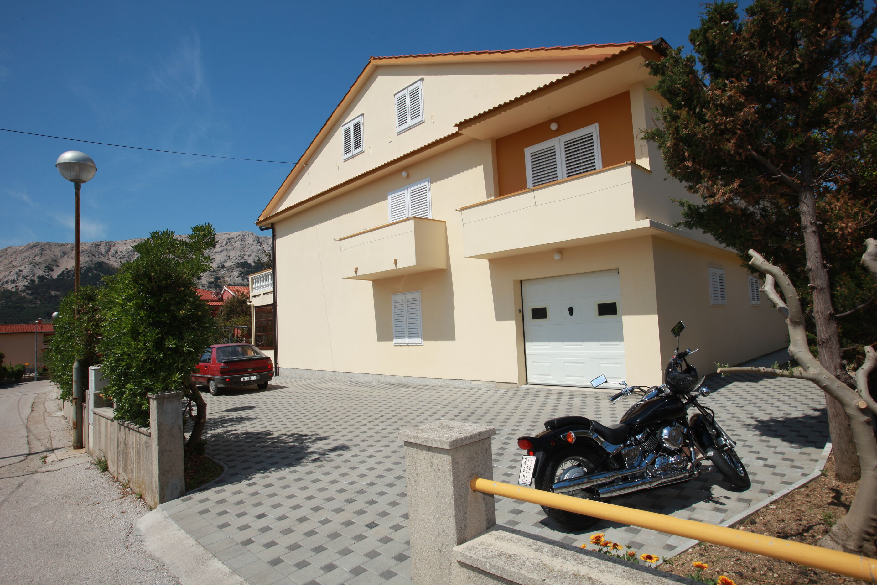 Apartments and Room Jagoda 79538-A1