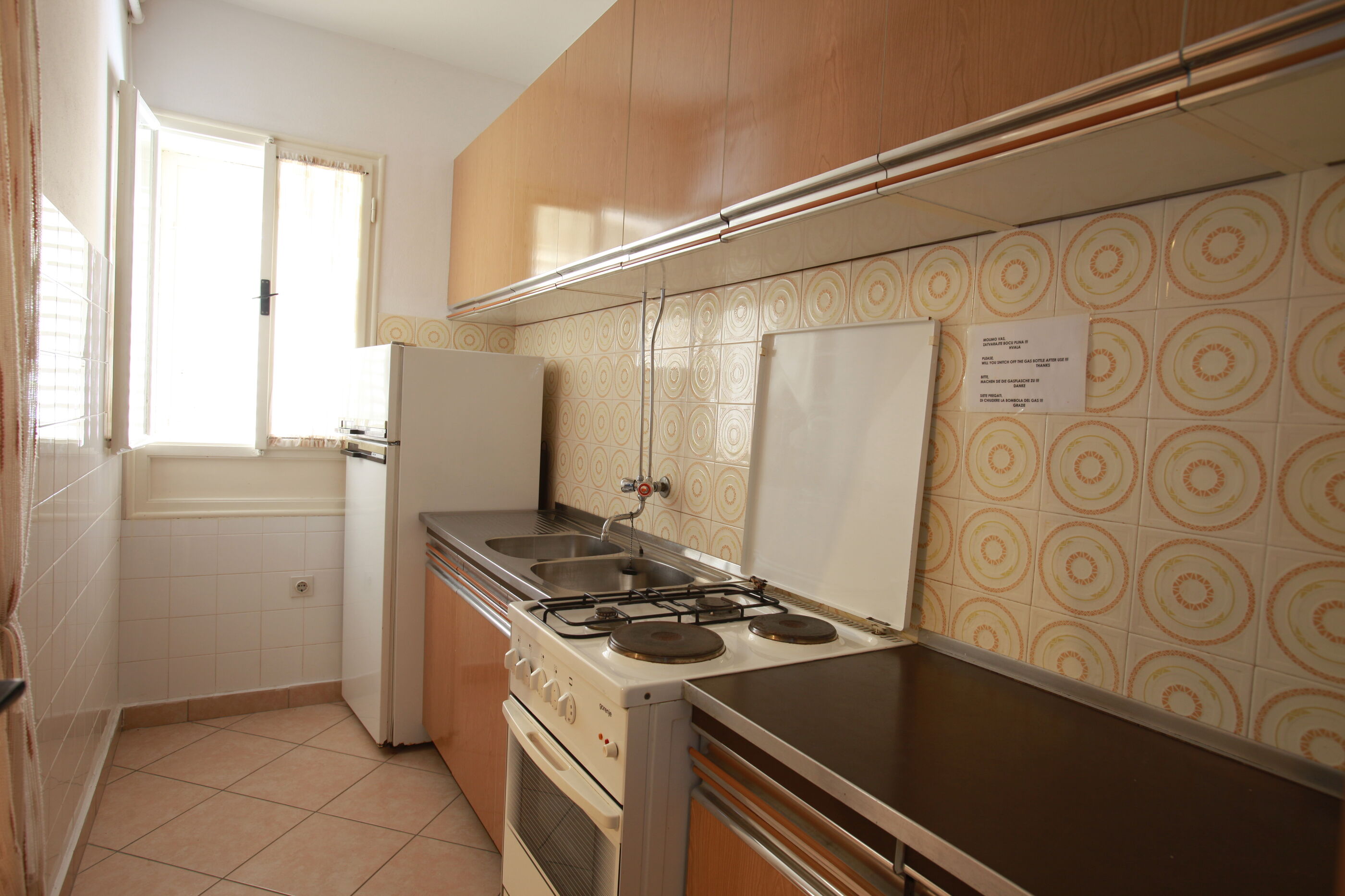 Apartments and Room Jagoda 79538-A1
