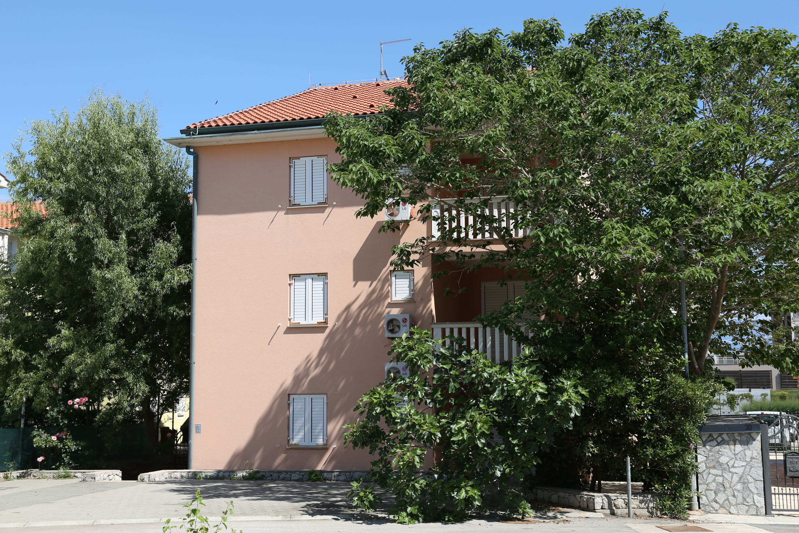 Apartment Harry 79596-A1