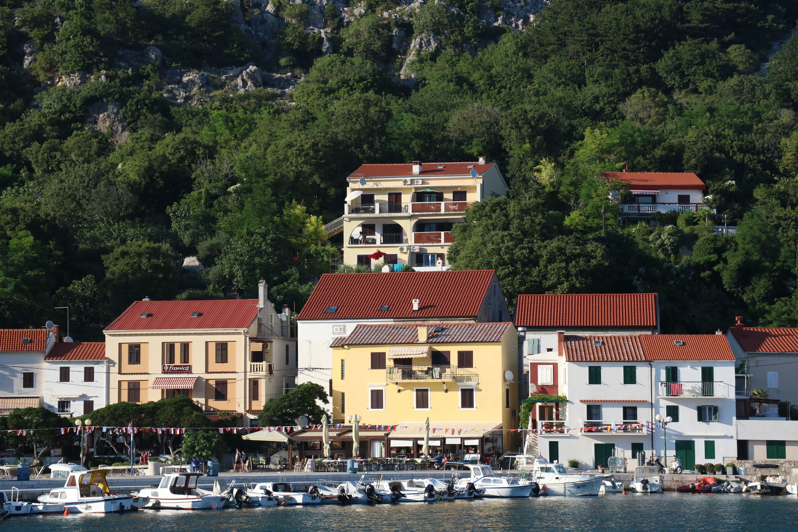 Apartments Nasic 79597-A1