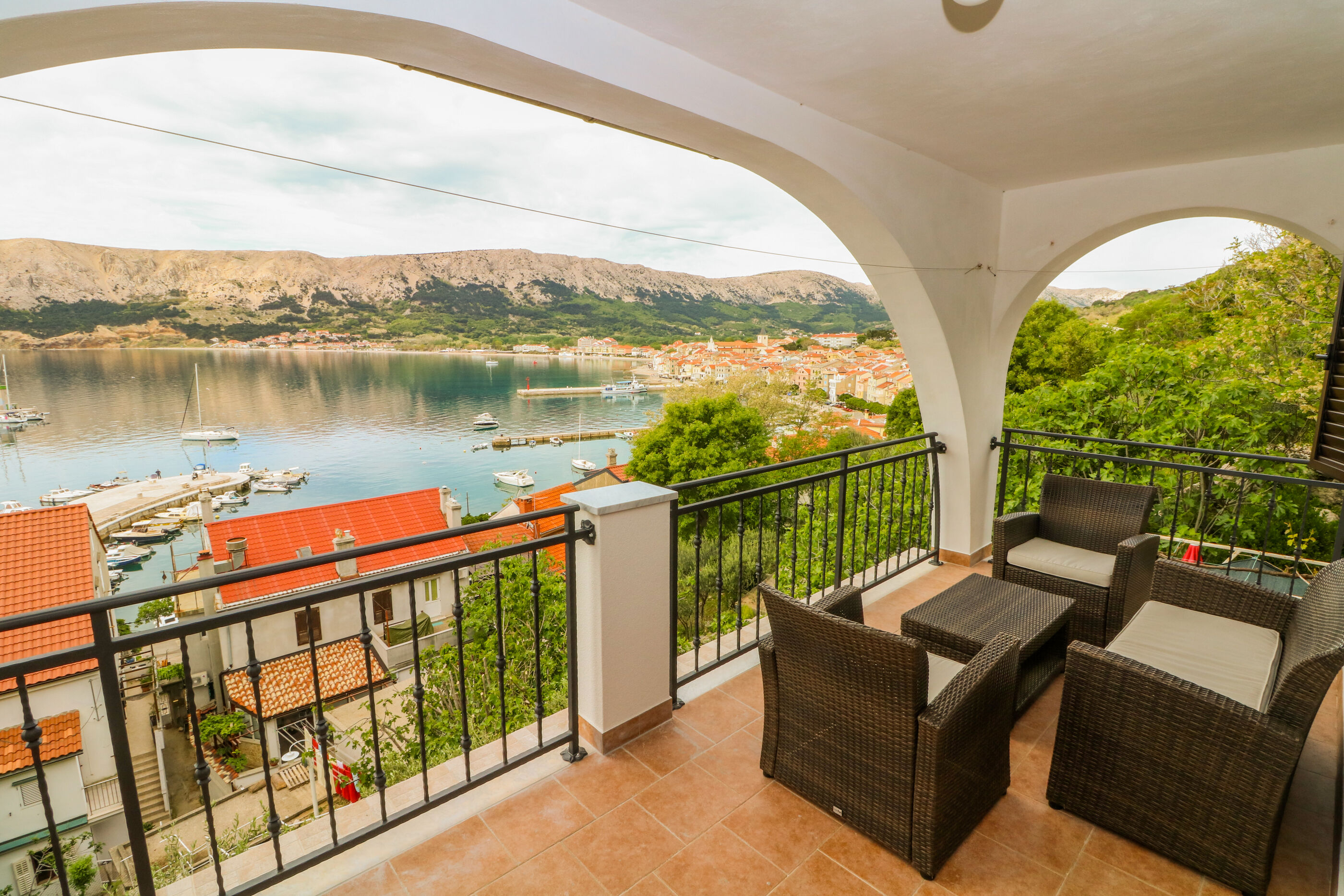 Apartments Nasic 79597-A1