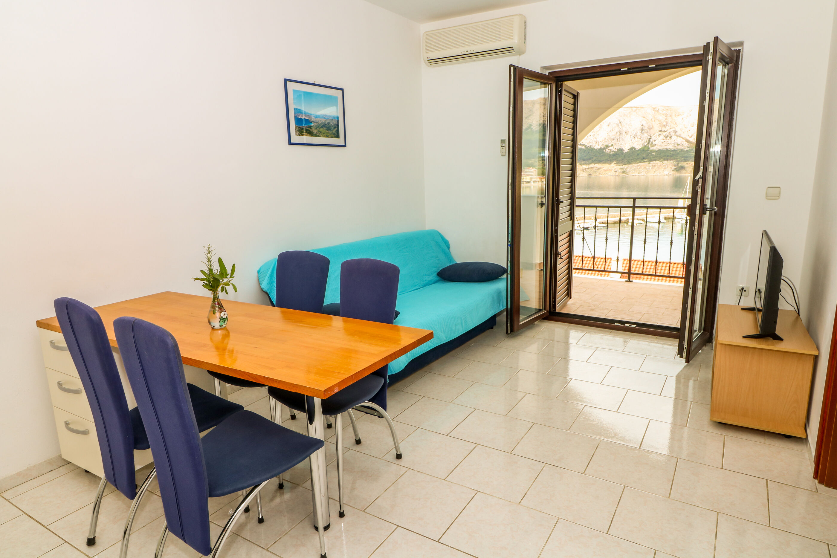 Apartments Nasic 79597-A1