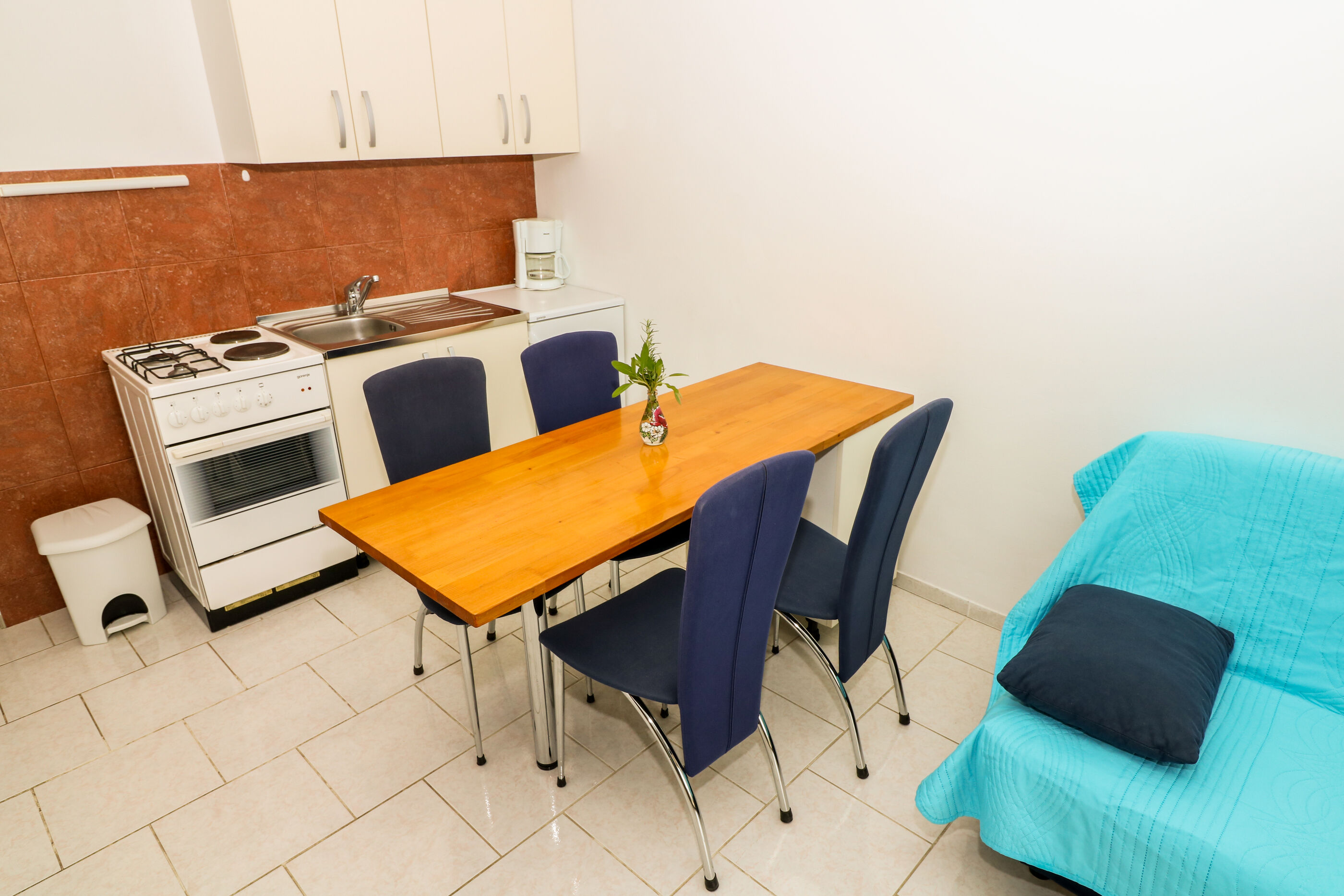 Apartments Nasic 79597-A1