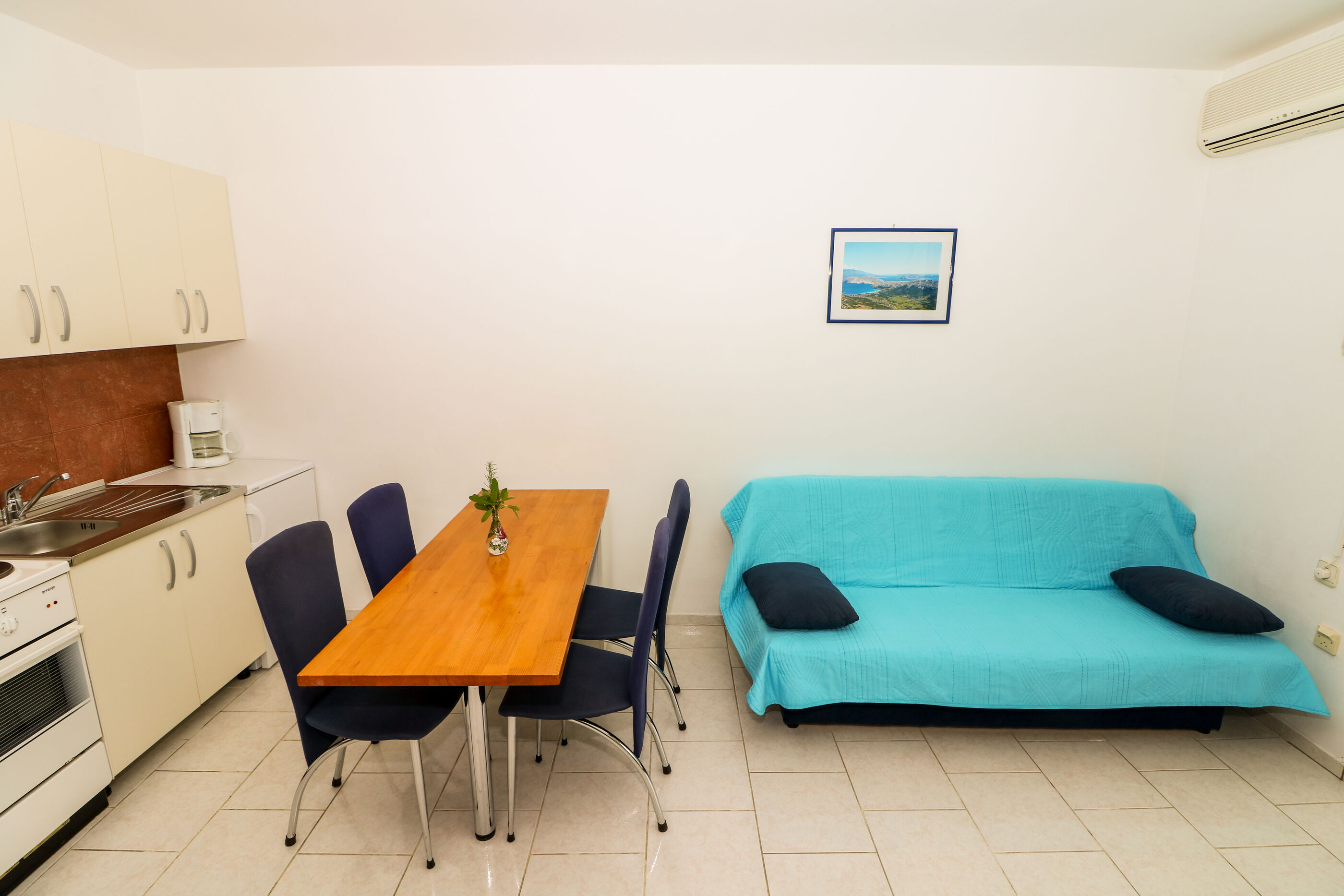 Apartments Nasic 79597-A1
