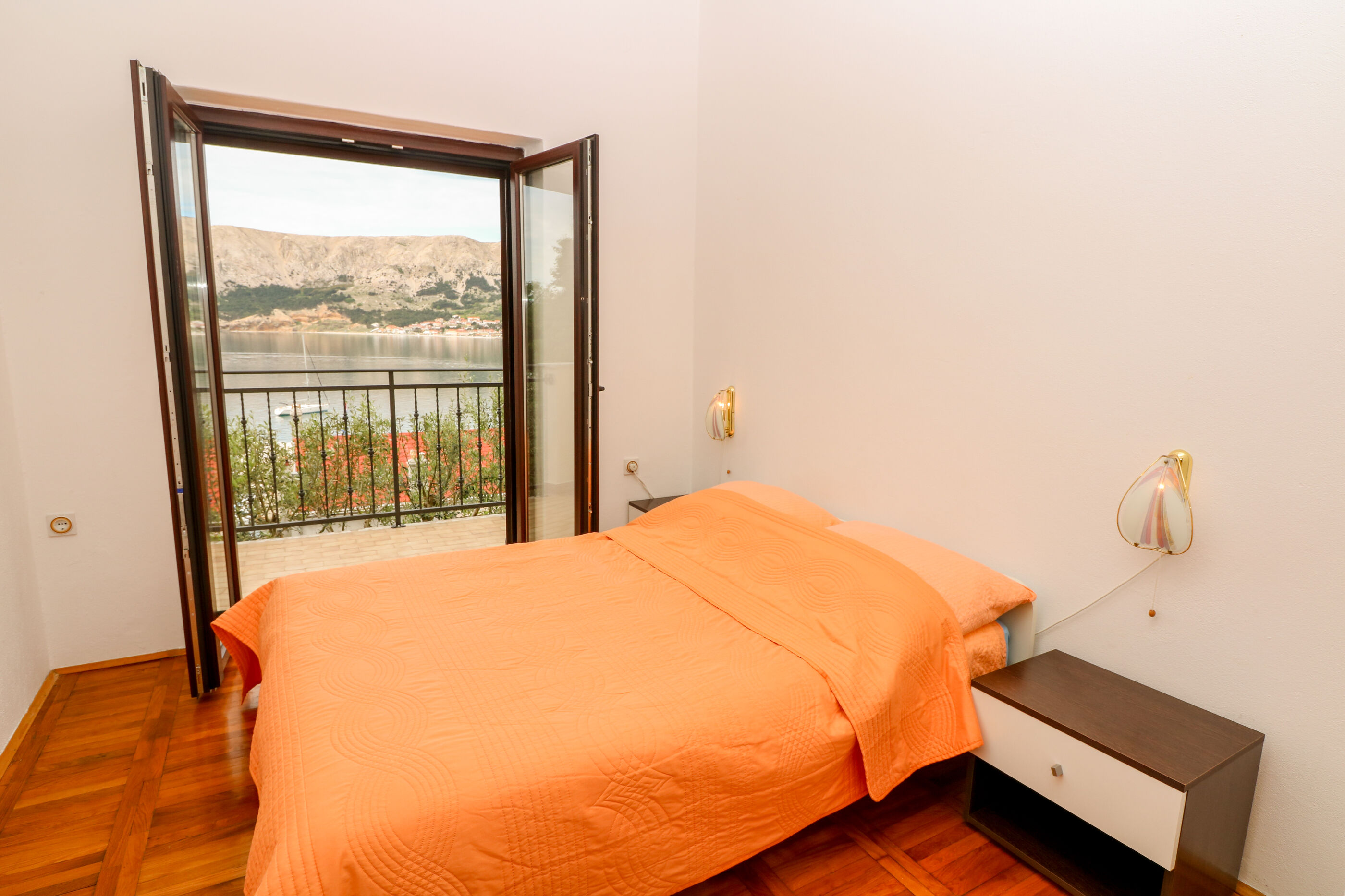 Apartments Nasic 79597-A2