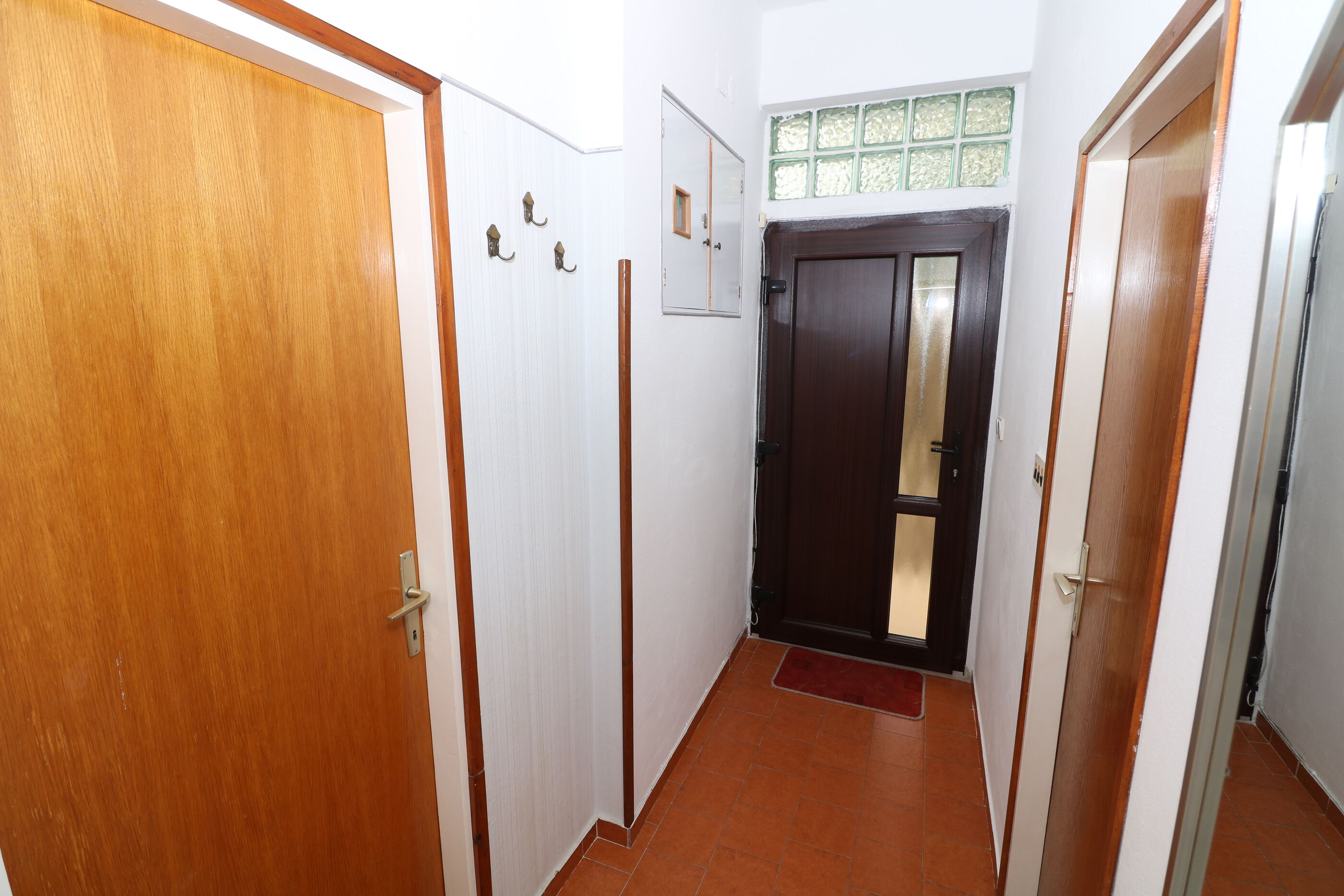 Apartments Nasic 79597-A2
