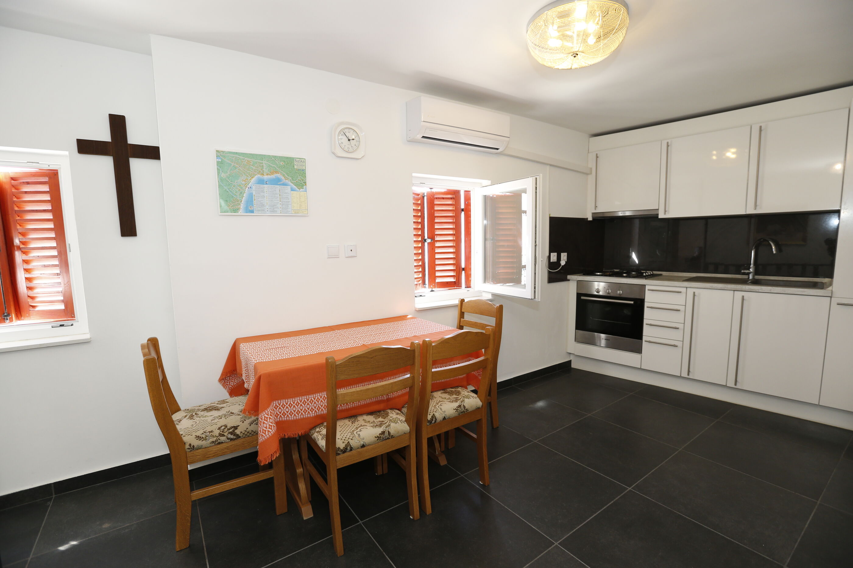 Apartment Darko 79623-A1
