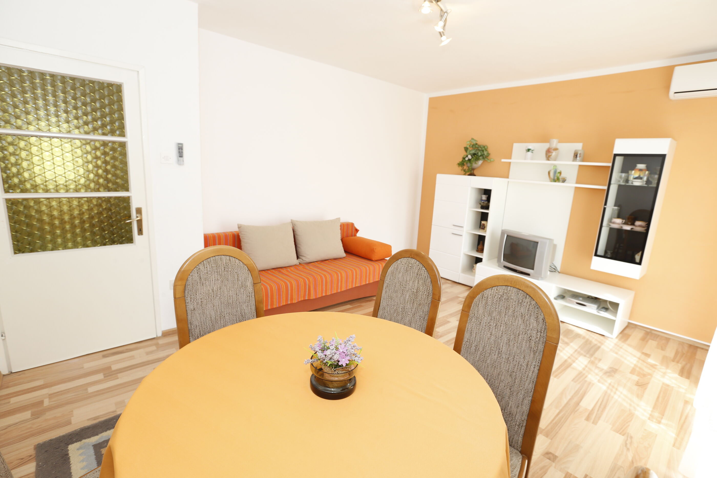 Apartments Sucur 79624-A1