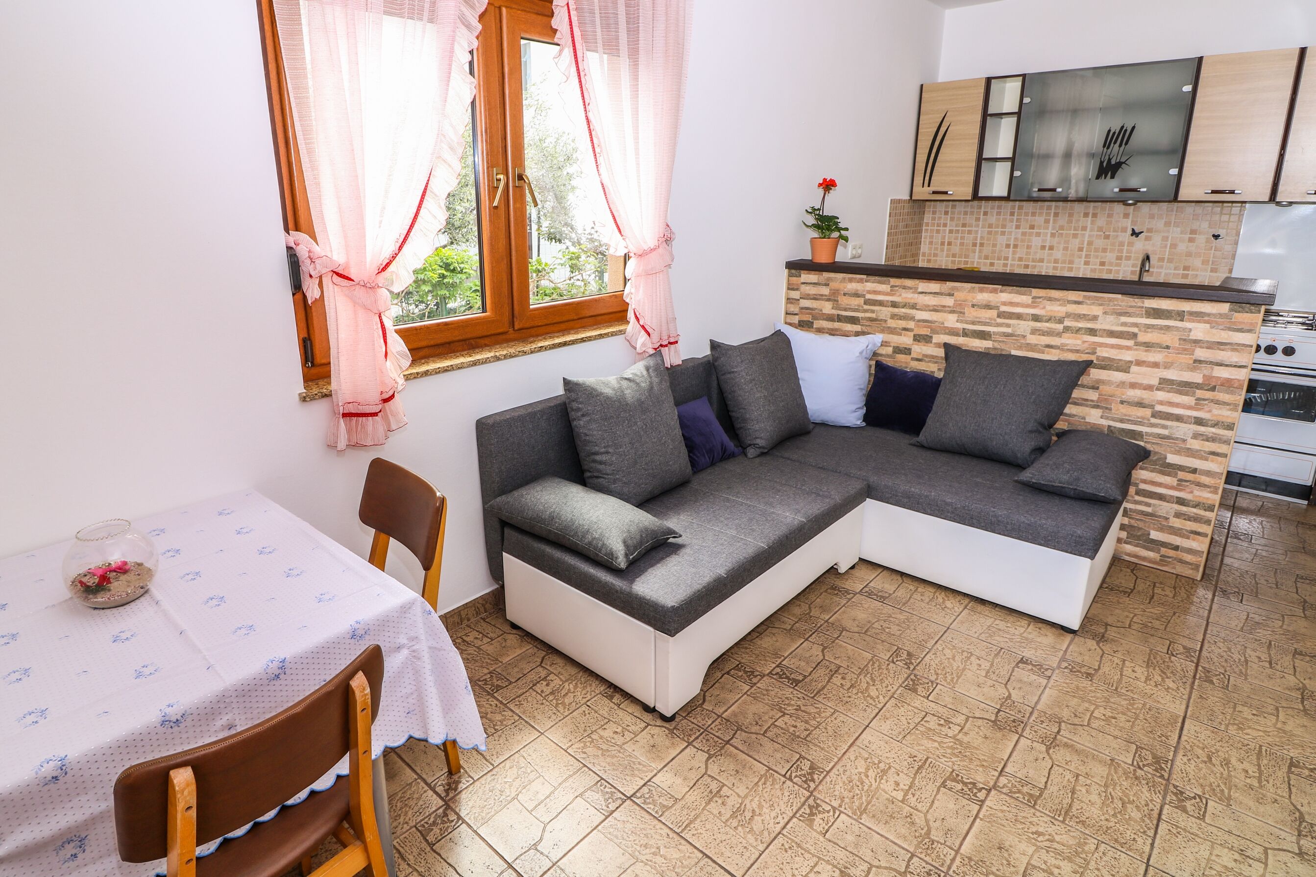 Apartments Magla 79627-A1