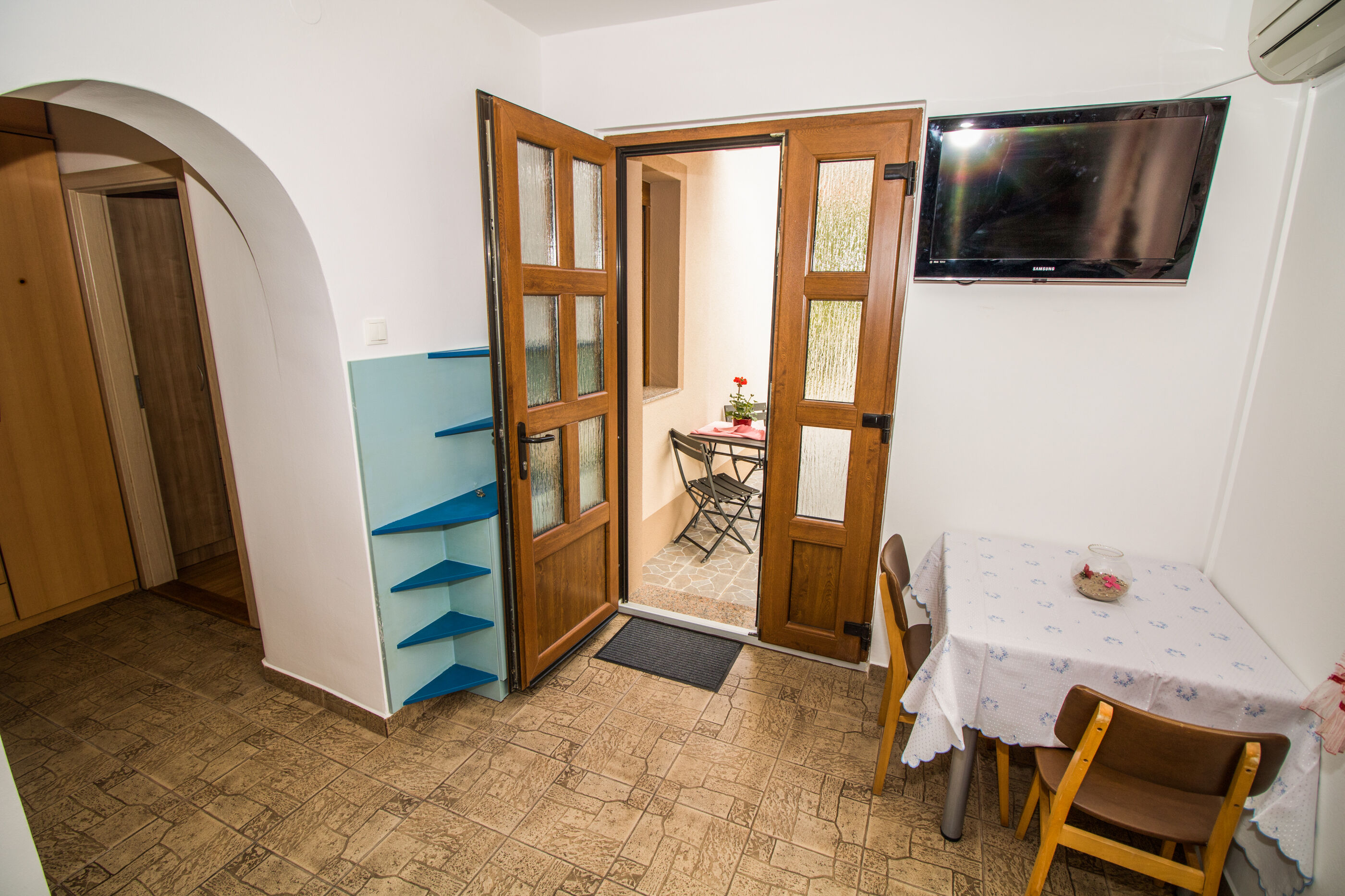 Apartments Magla 79627-A1