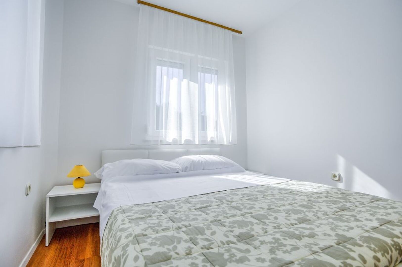 Apartments SIPARIS Zambratija 79177-A3