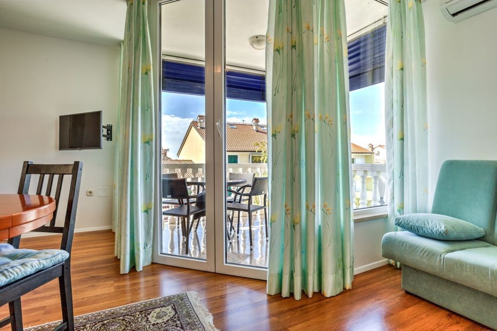 Apartments SIPARIS Zambratija 79177-A2
