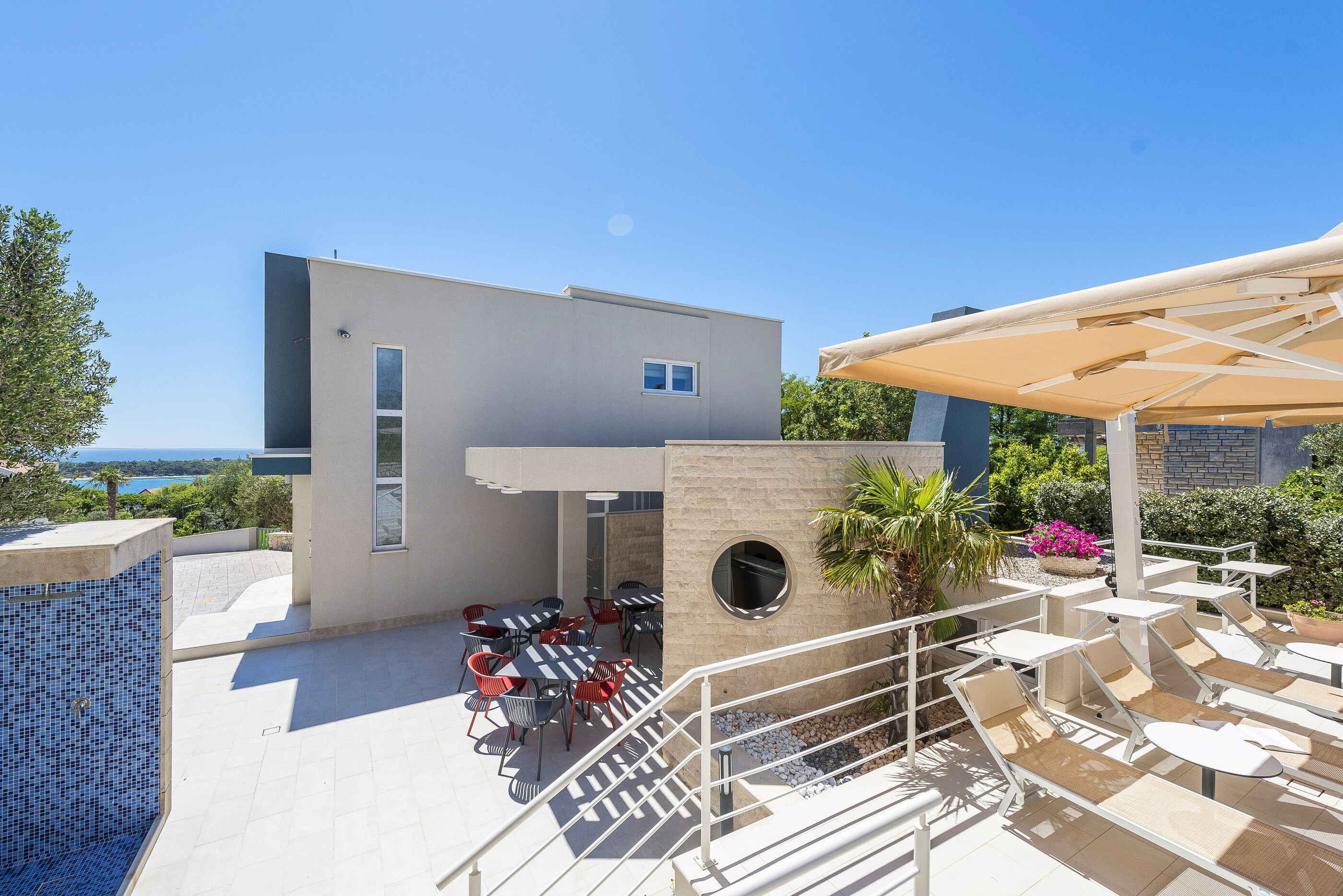 Apartments DYANA 28051-A2