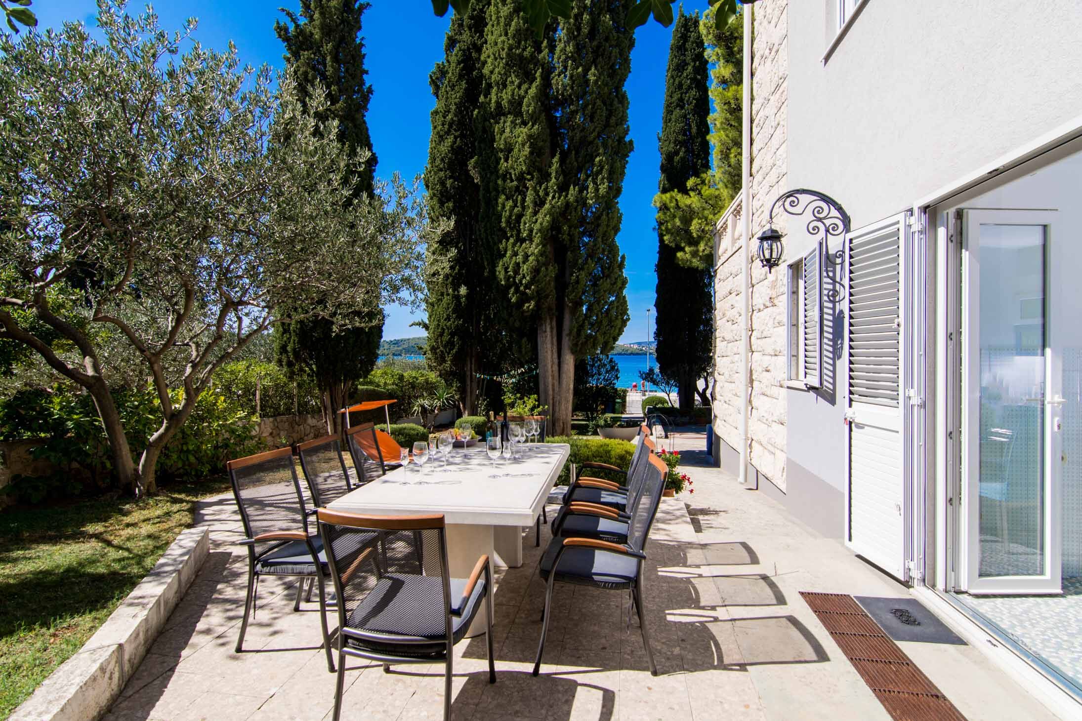 Apartment Cypress 79831-A1