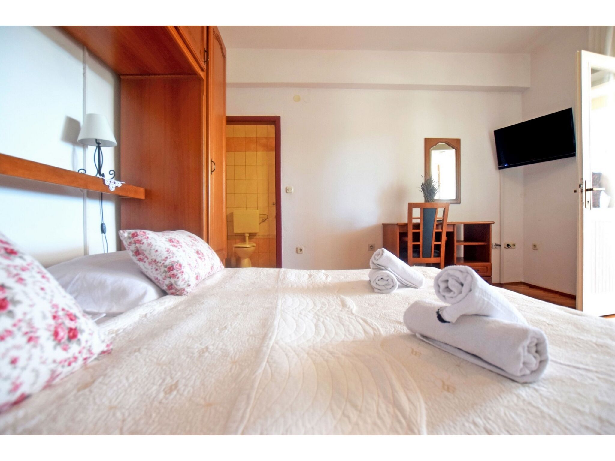 Apartments and Rooms Adriana-close to Paklenica NP 42015-S1