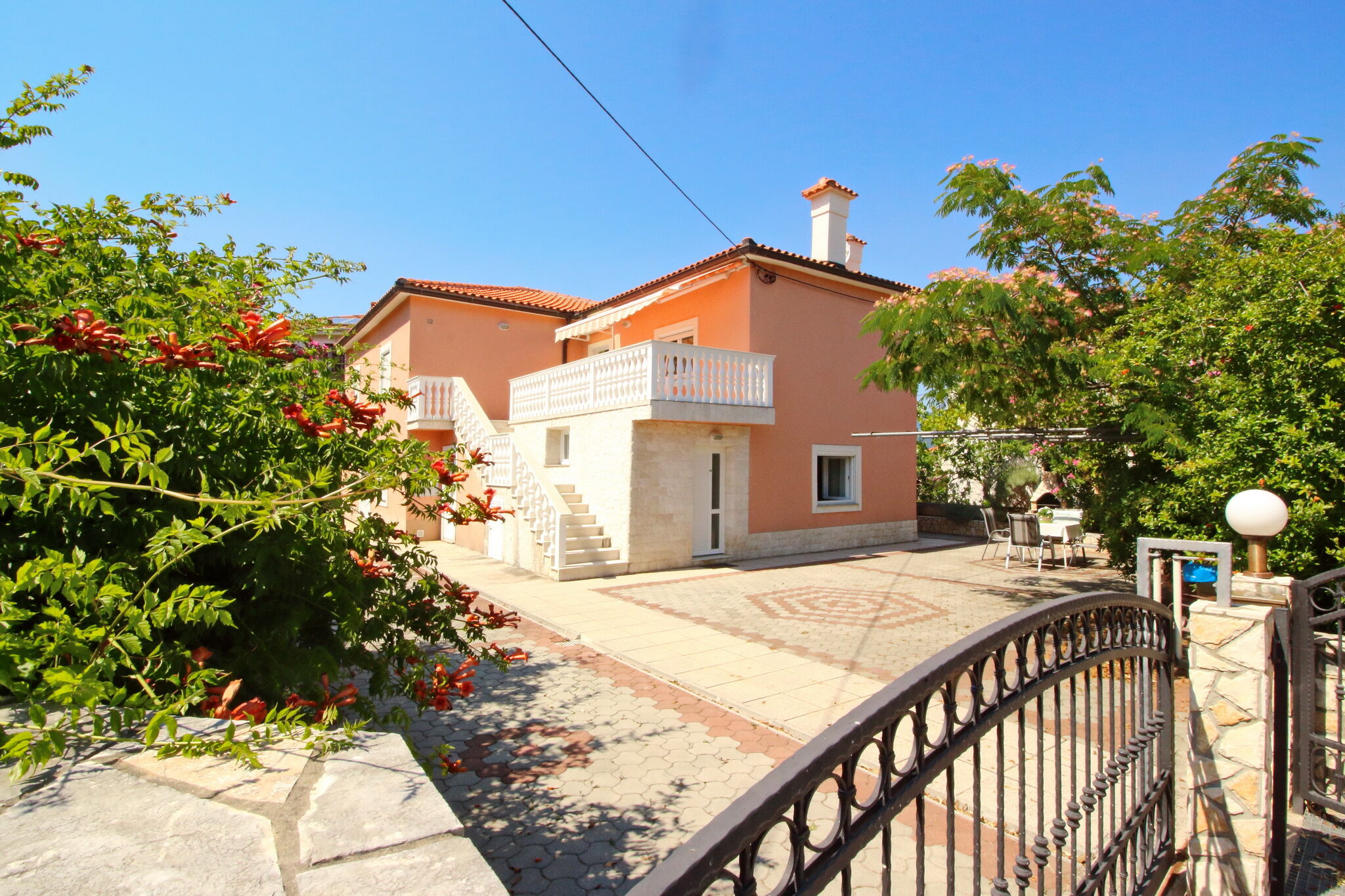 Apartments Radosna 69621-A2