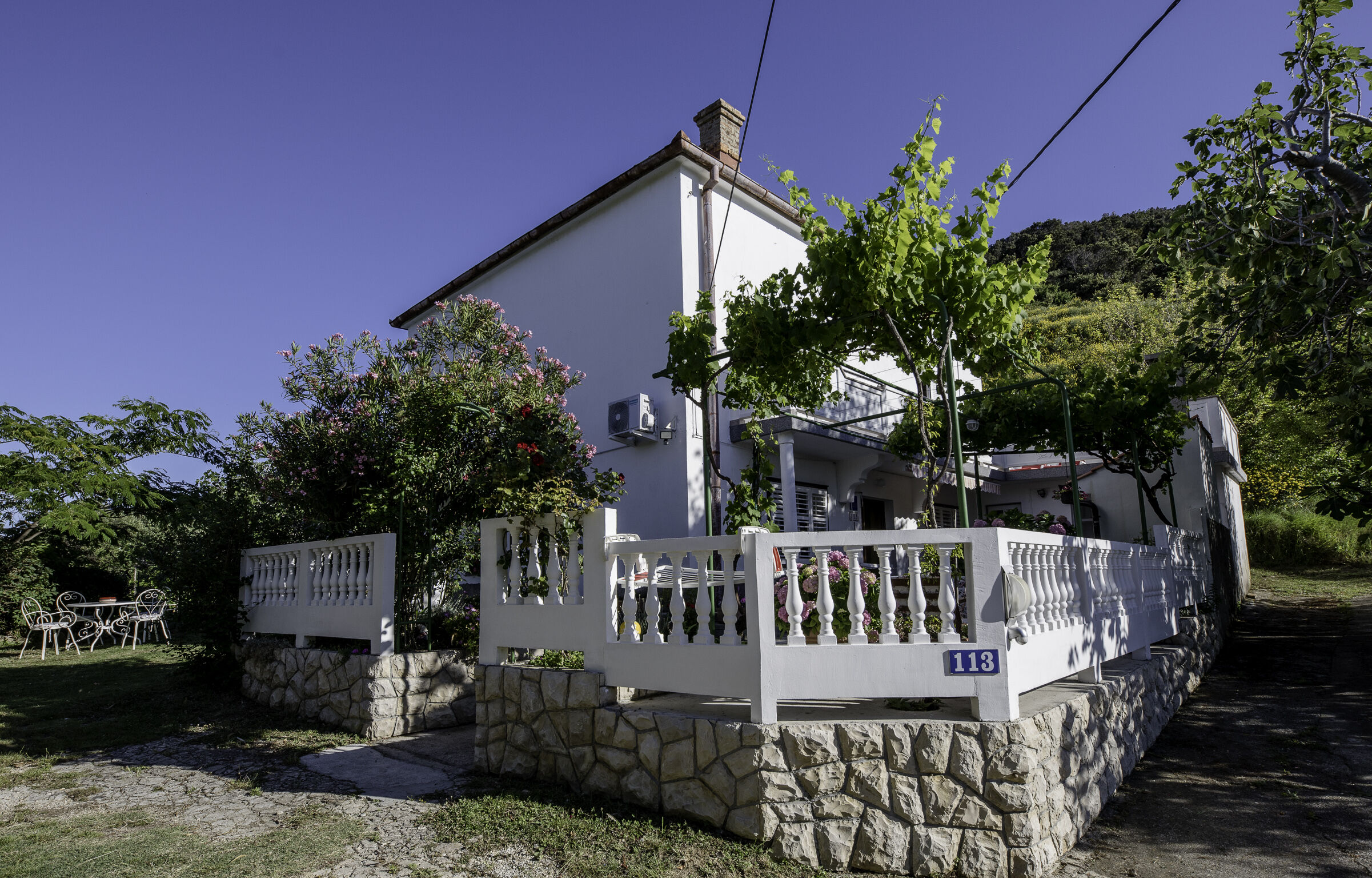 House Predrag Accommodation in Rab