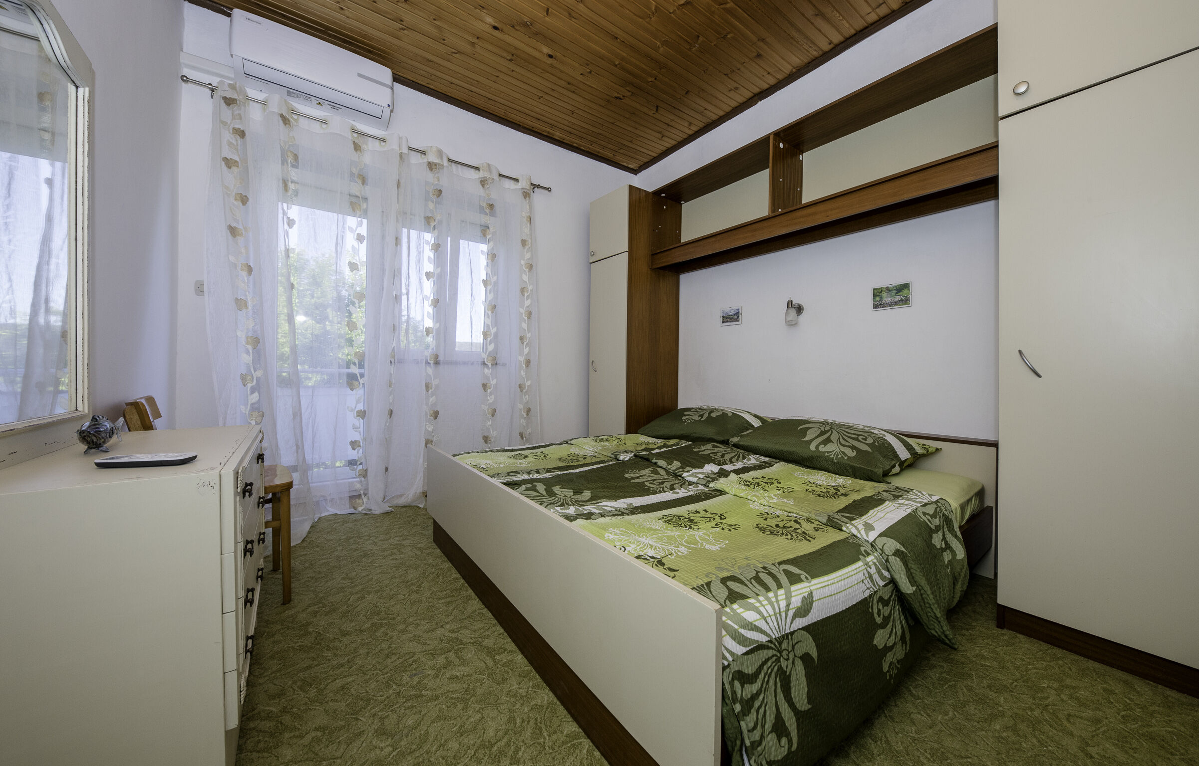 House Predrag 68901-K1