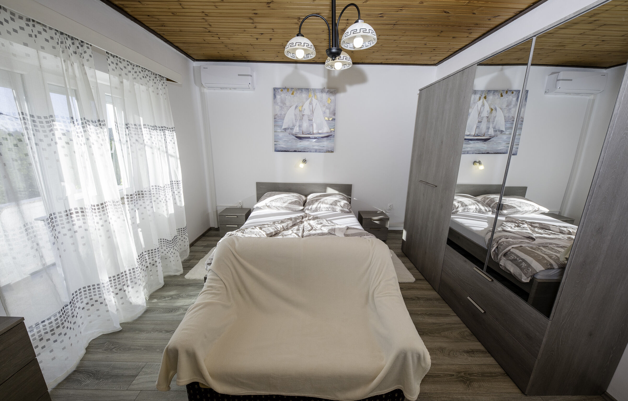 House Predrag 68901-K1