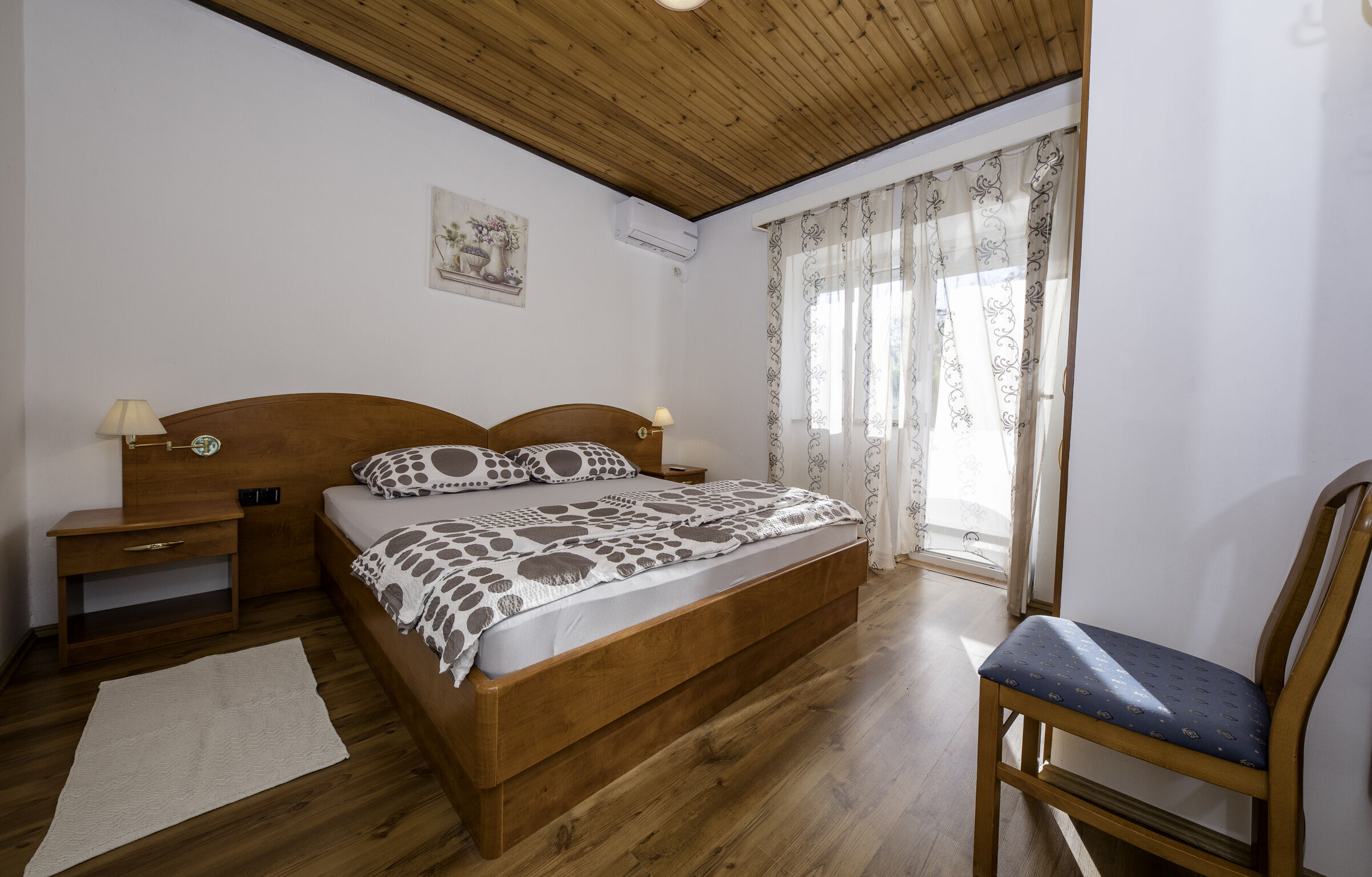 House Predrag 68901-K1