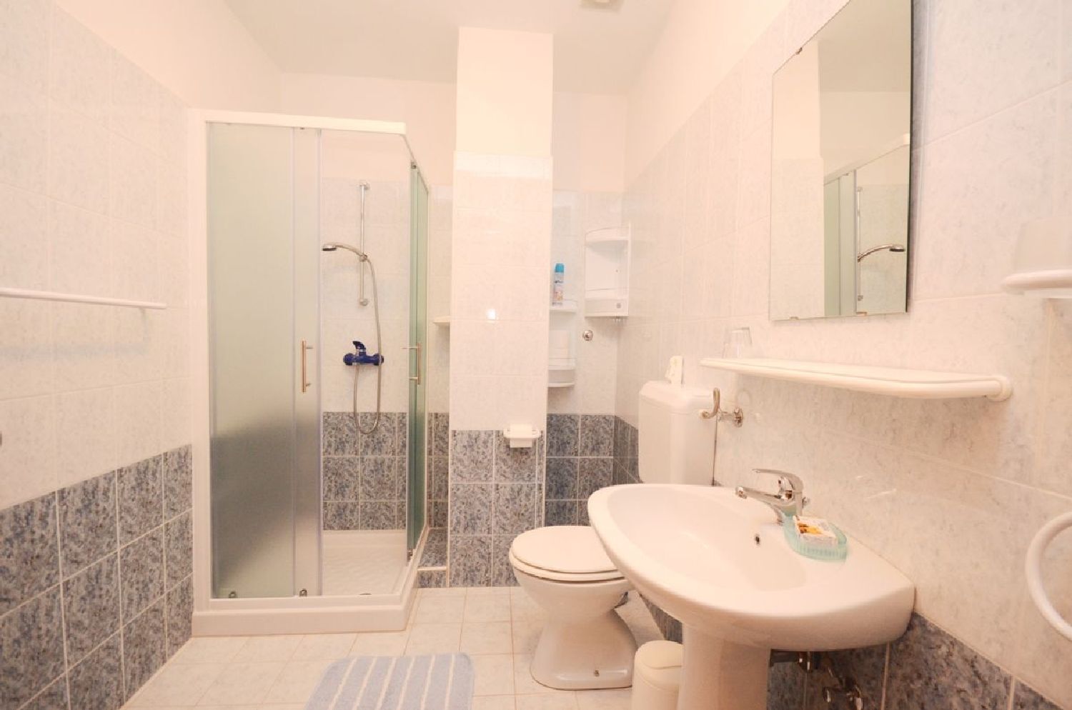 Apartment Ljiljana 74701-A1