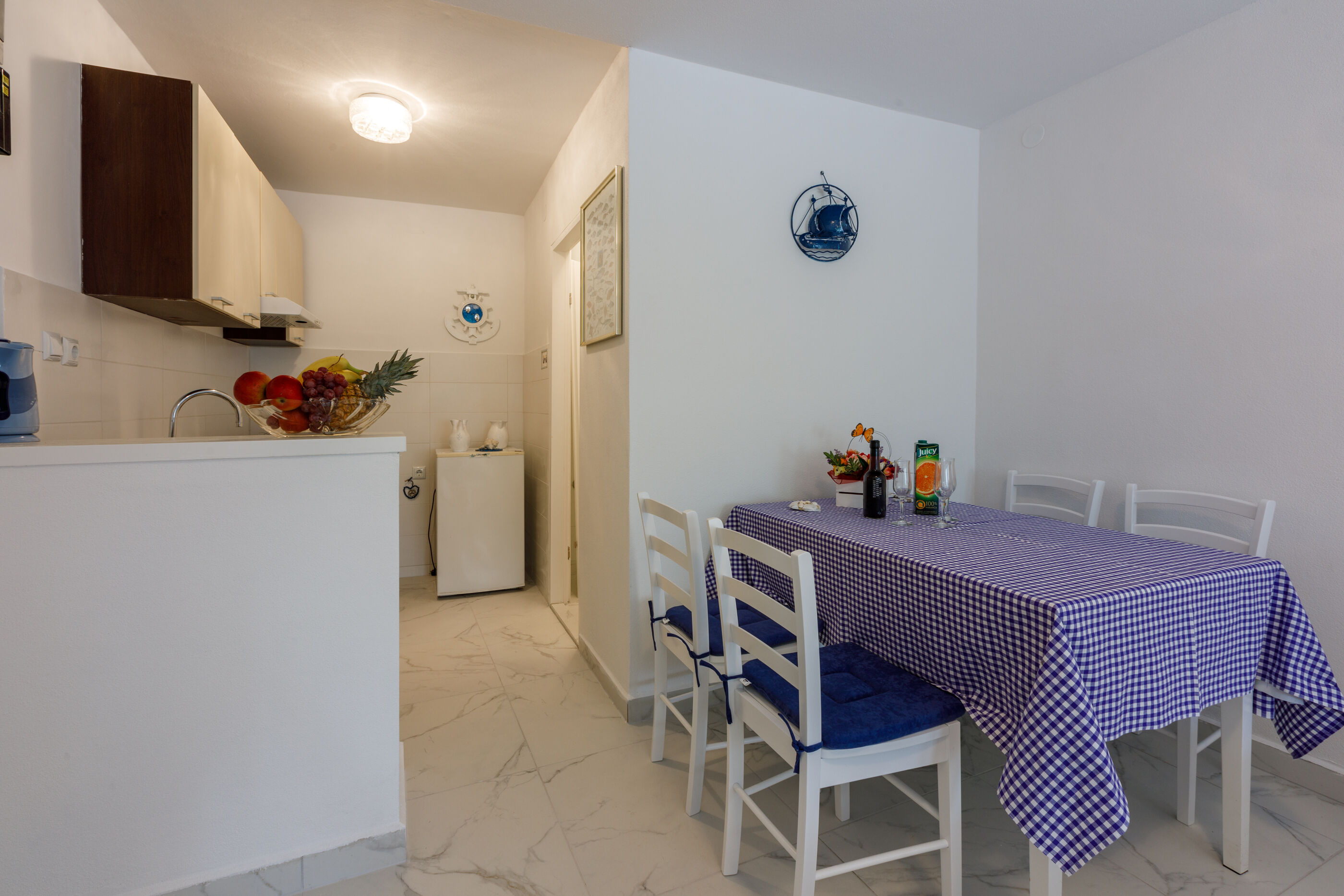 Apartments As 62520-A1