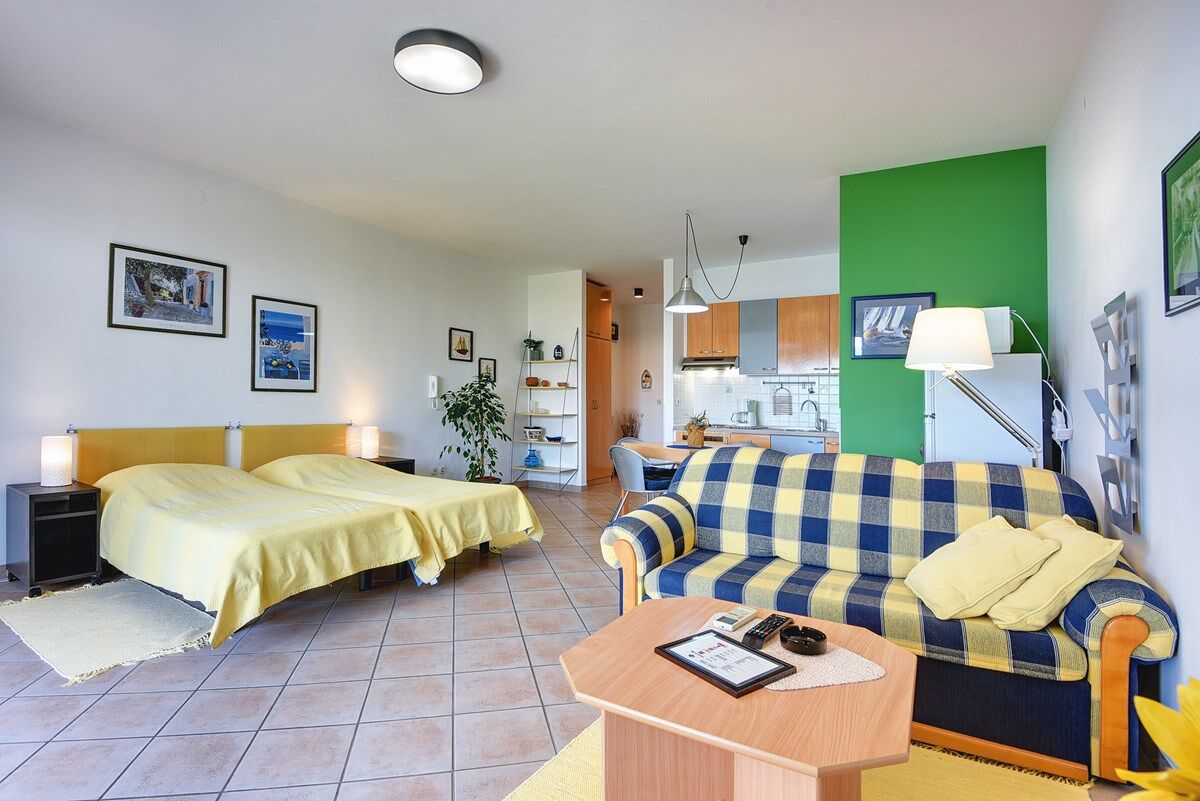 Apartments Brajdine 16811-A3