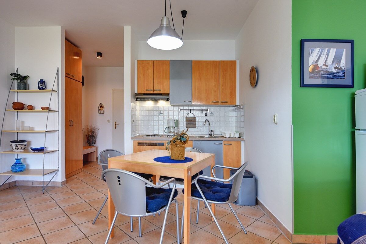 Apartments Brajdine 16811-A3