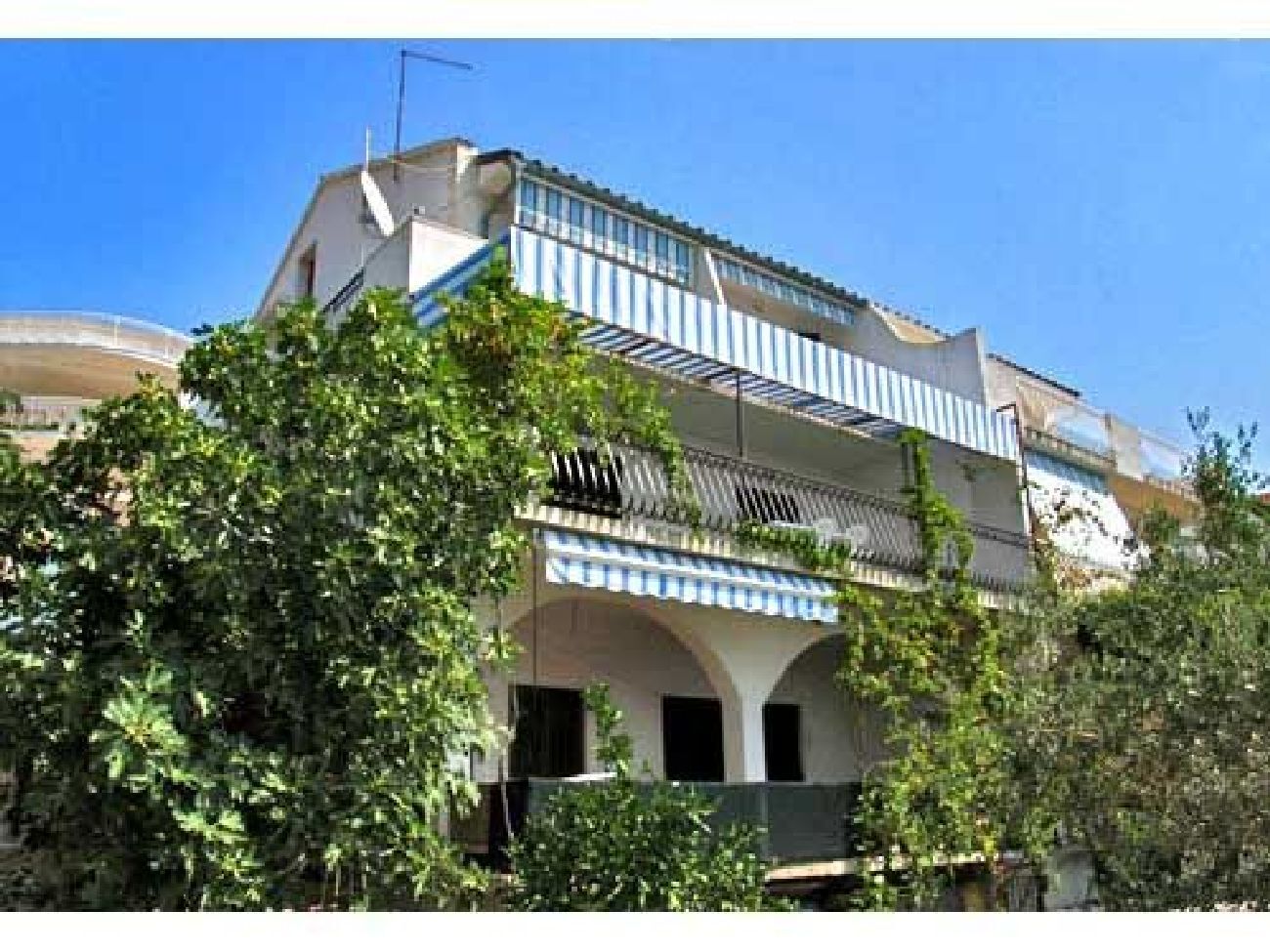 Apartments Bee Maja 30881-A3