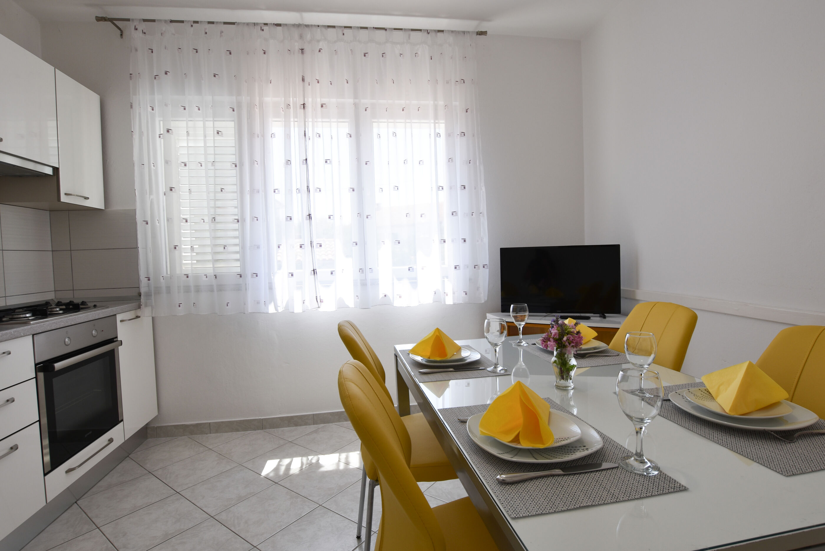 Apartments Kure 40476-A2