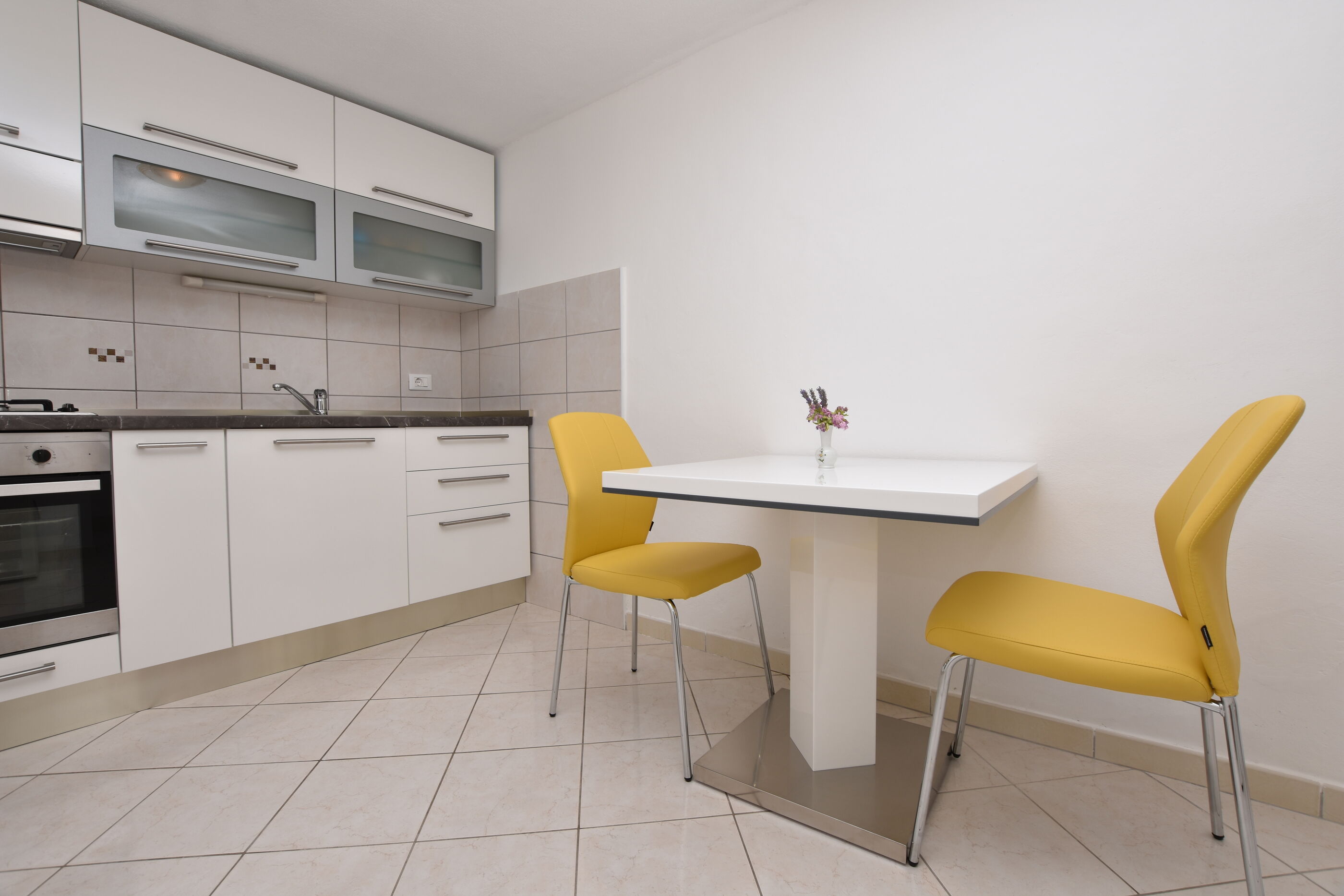 Apartments Kure 40476-A1