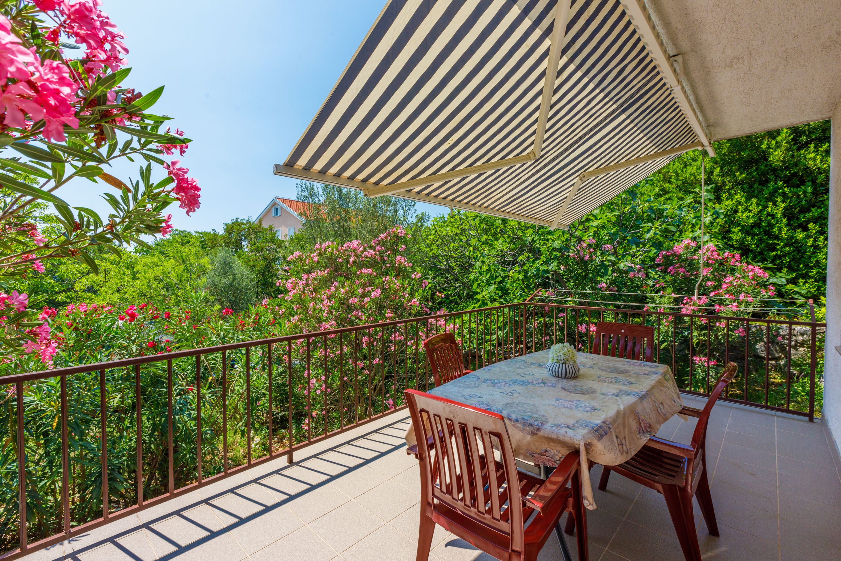 Apartments Arijana 62891-A1