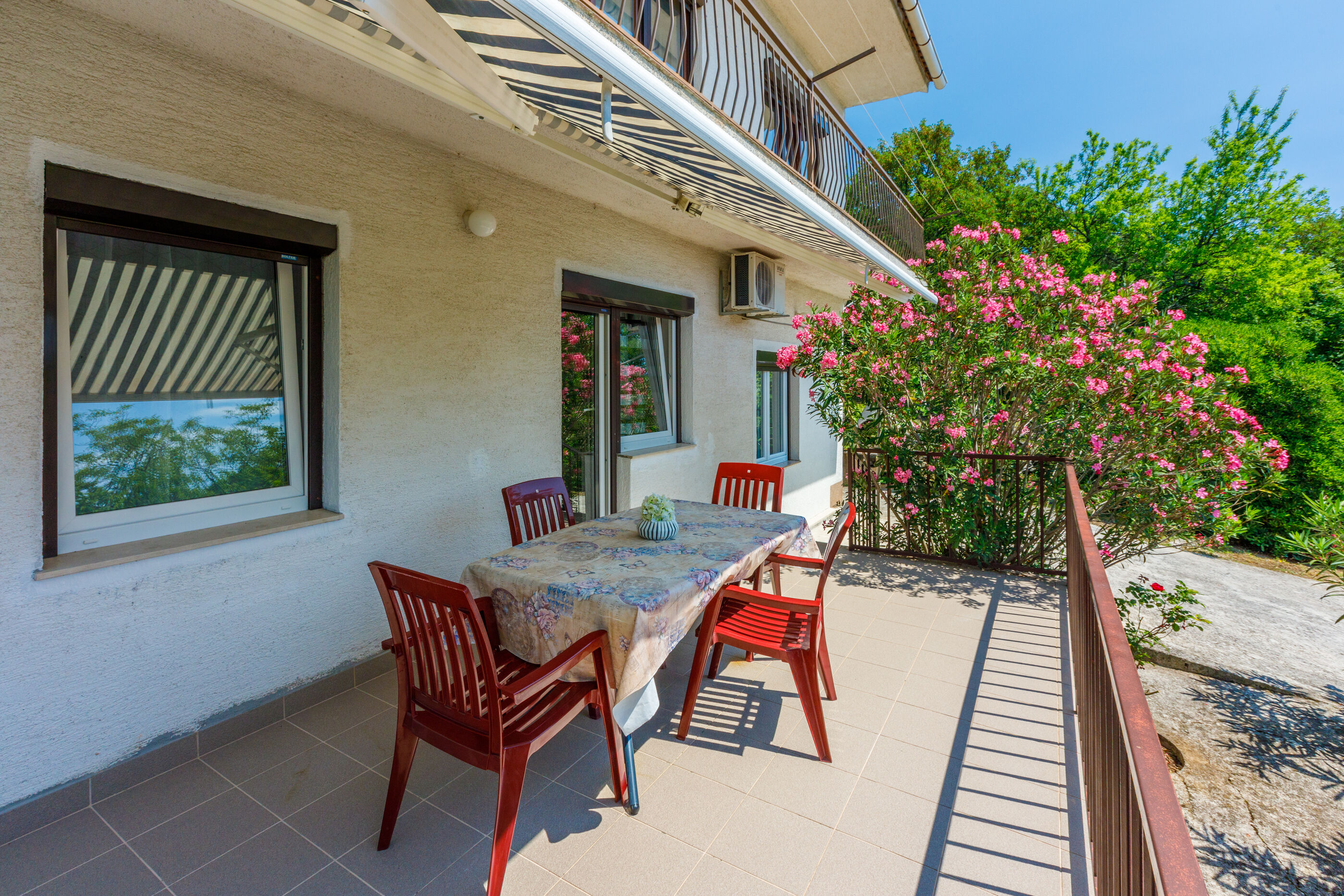 Apartments Arijana 62891-A1