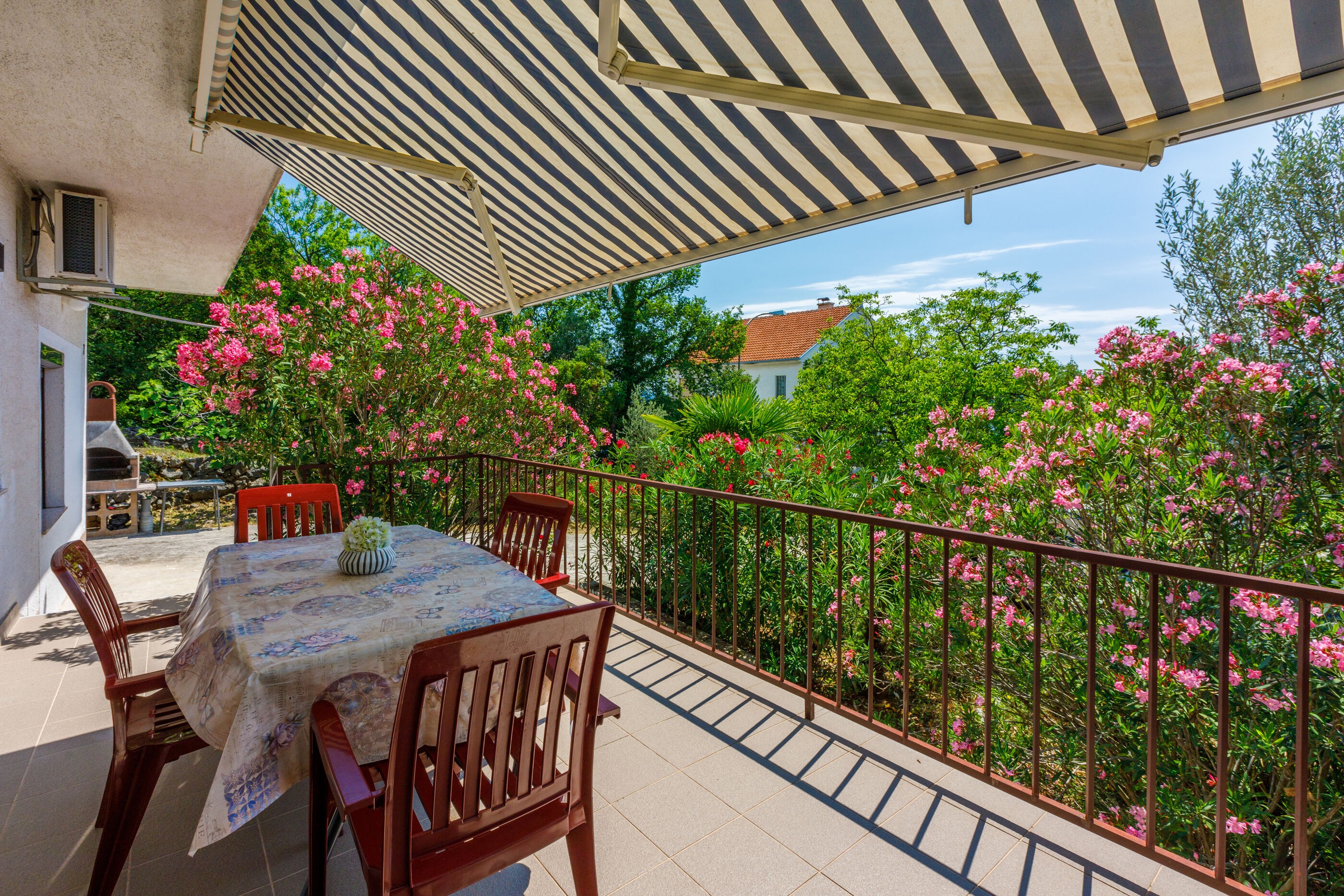 Apartments Arijana 62891-A1