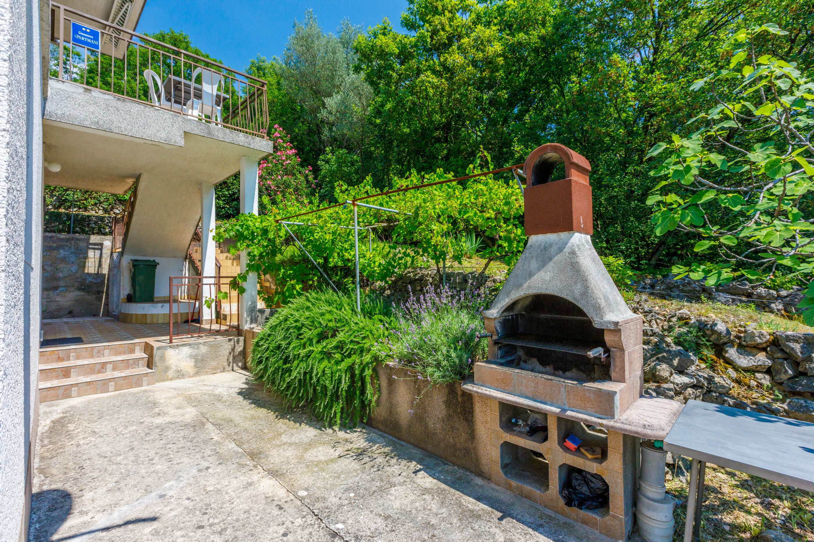 Apartments Arijana 62891-A1