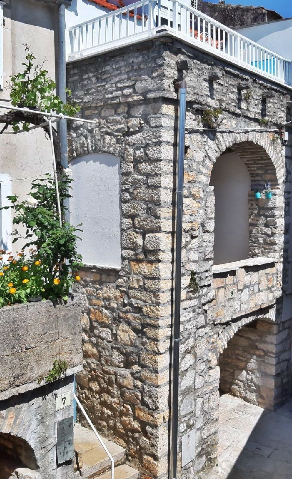House Stone house Mia casa 64951-K1
