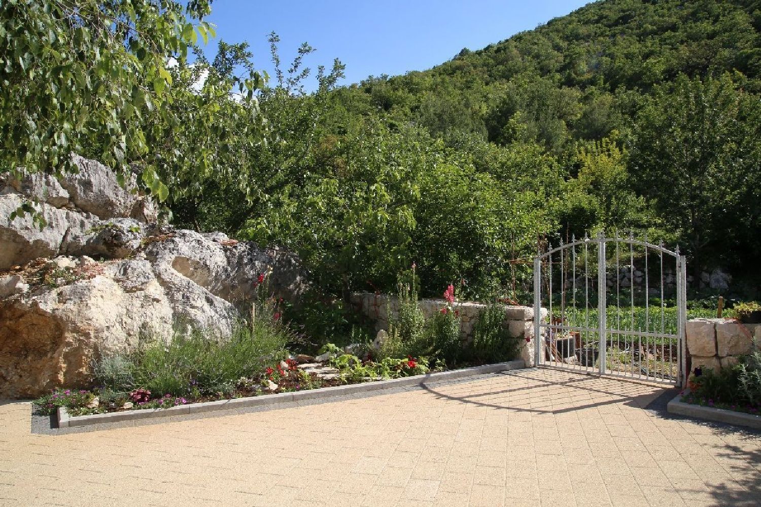 House Marijan 43541-K1