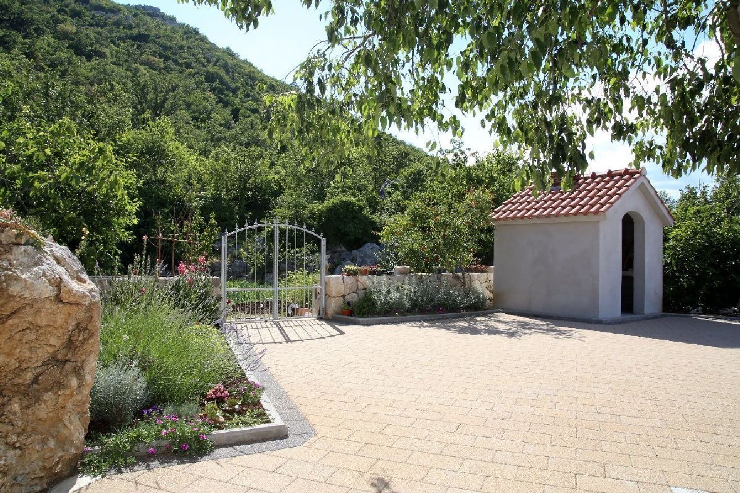 House Marijan 43541-K1