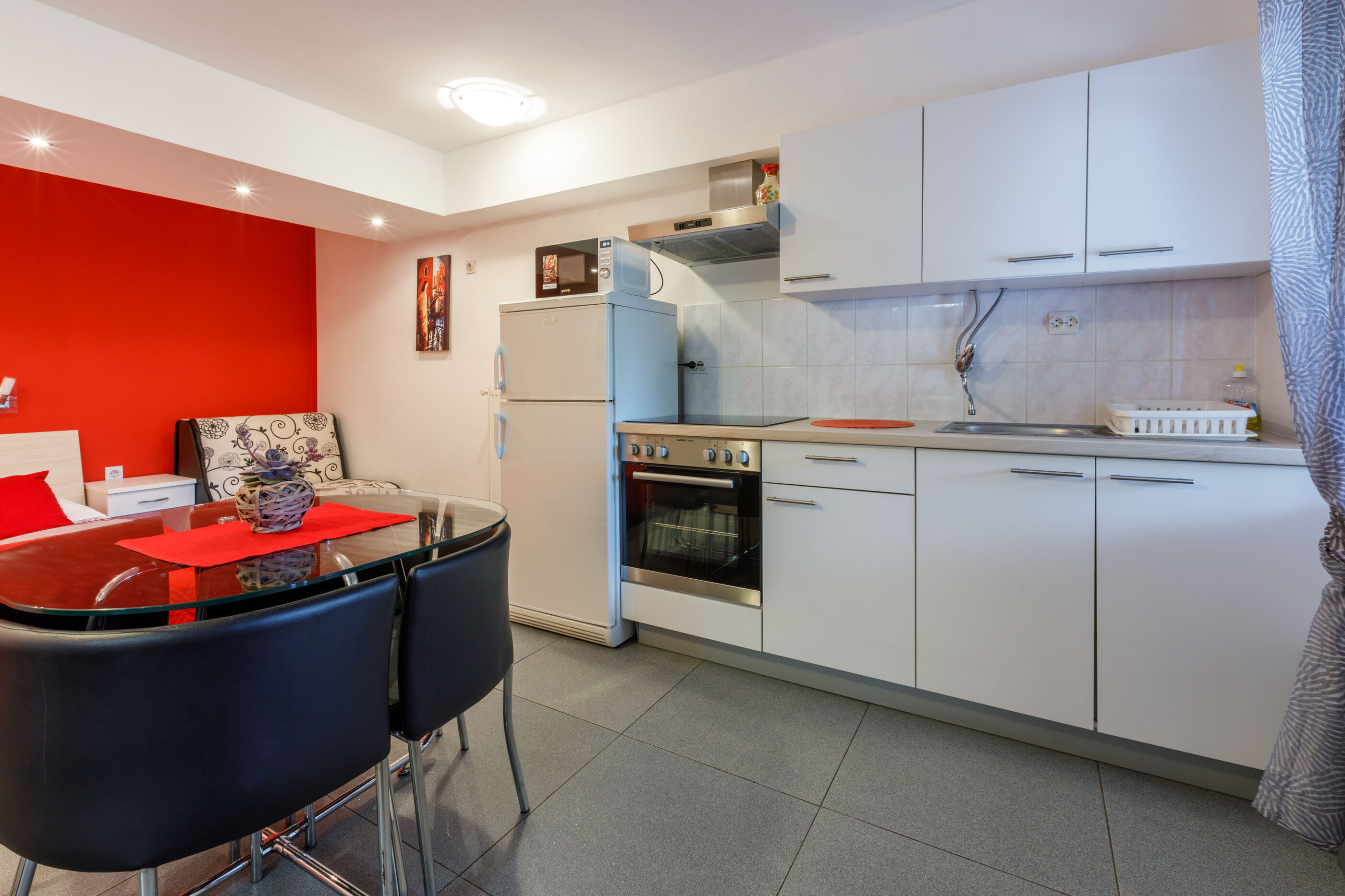 Apartments Marijana 62511-A8