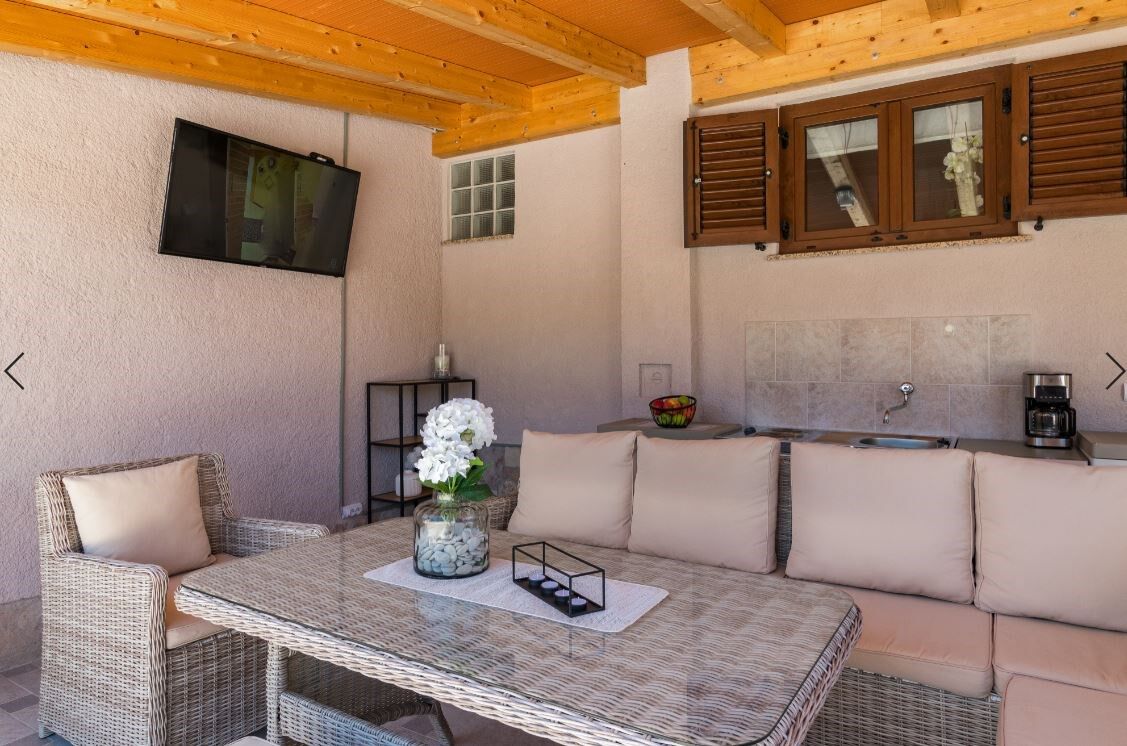 Villa Paola 73928-K1