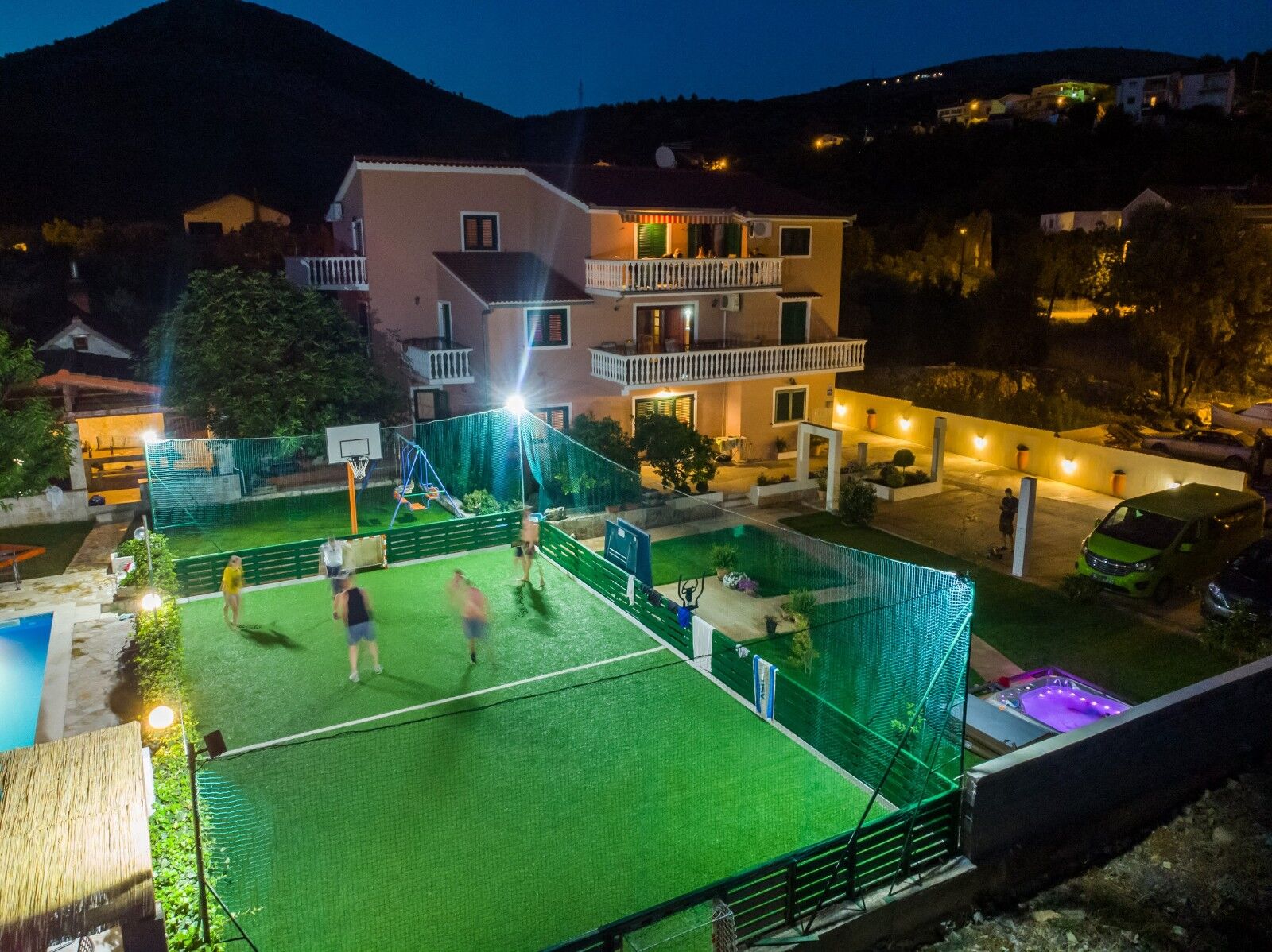 Apartments Mirko 30361-A3