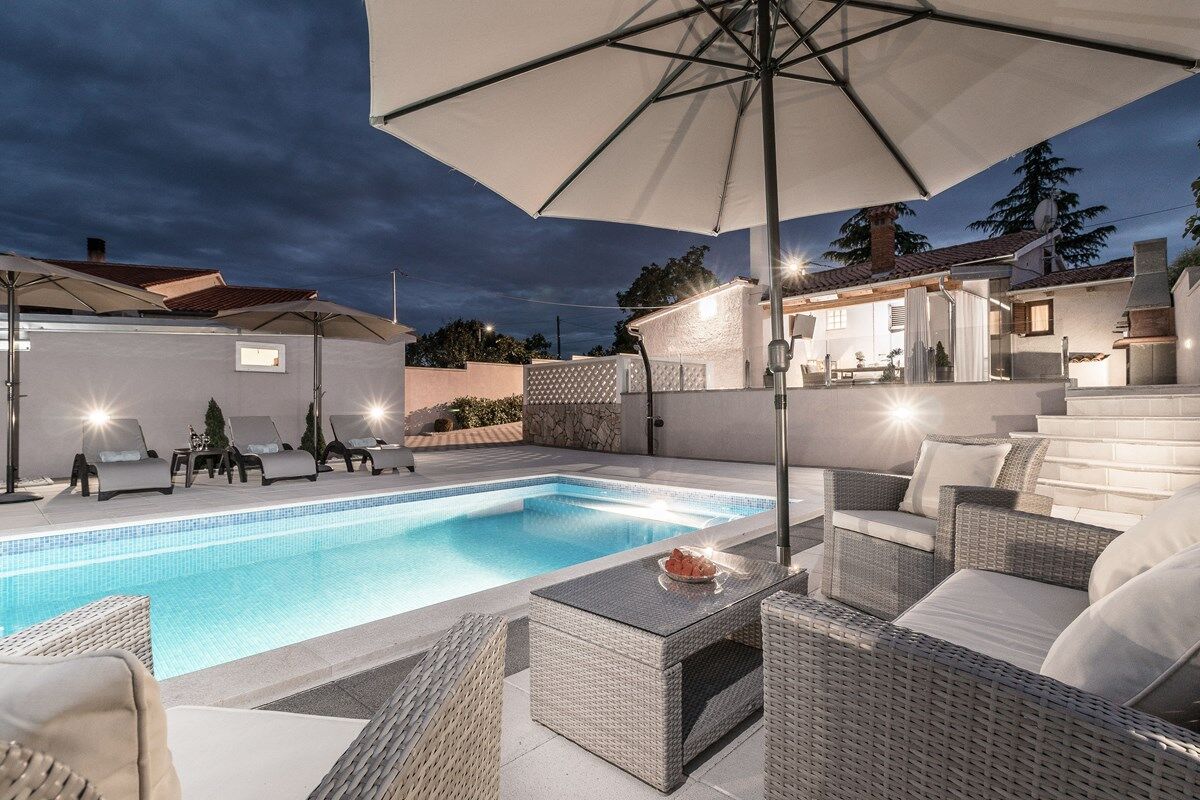 Villa Paola 73928-K1
