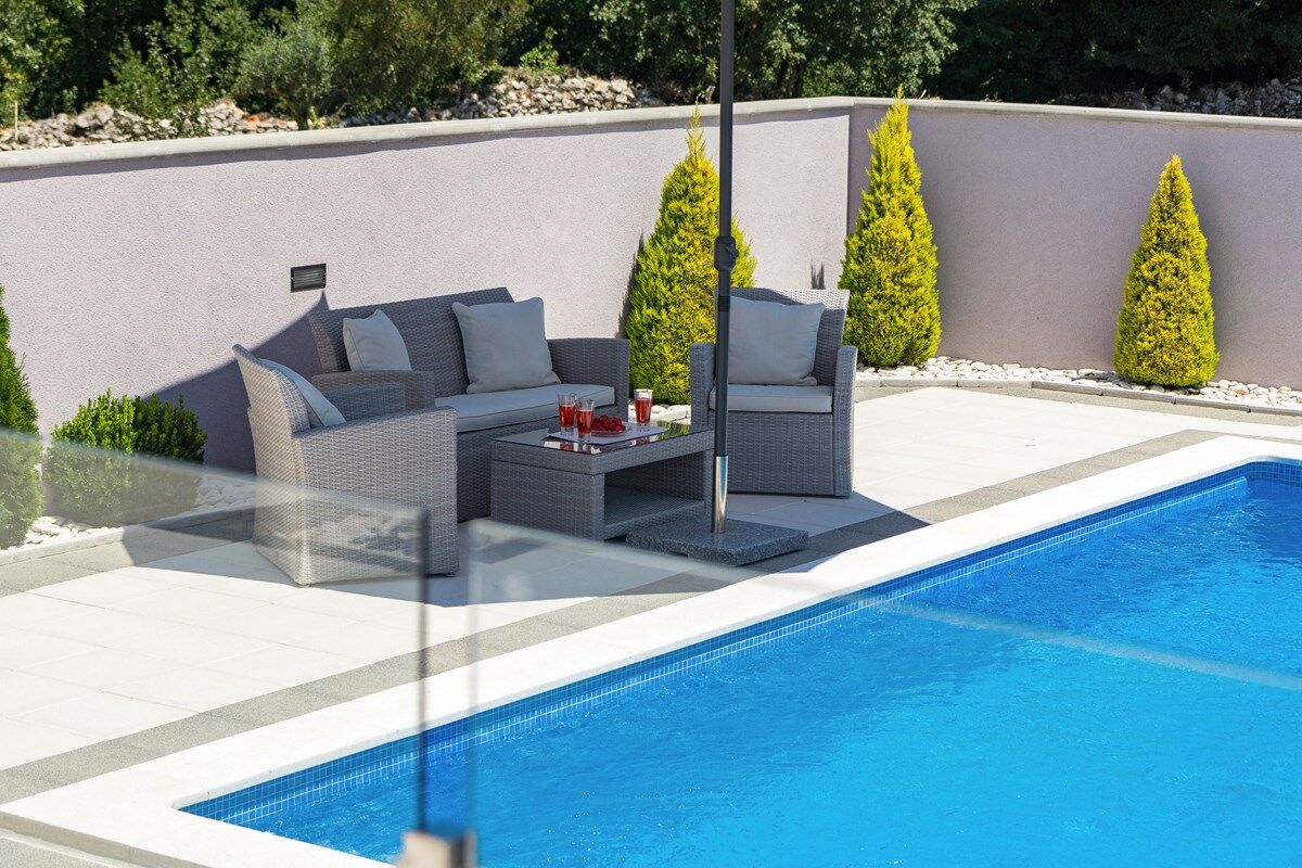 Villa Paola 73928-K1