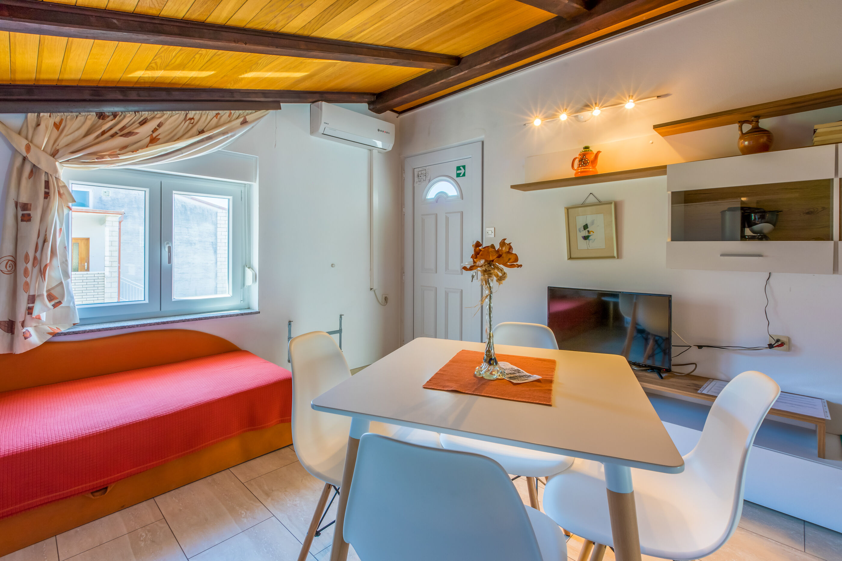 Apartments Marijana 62511-A2