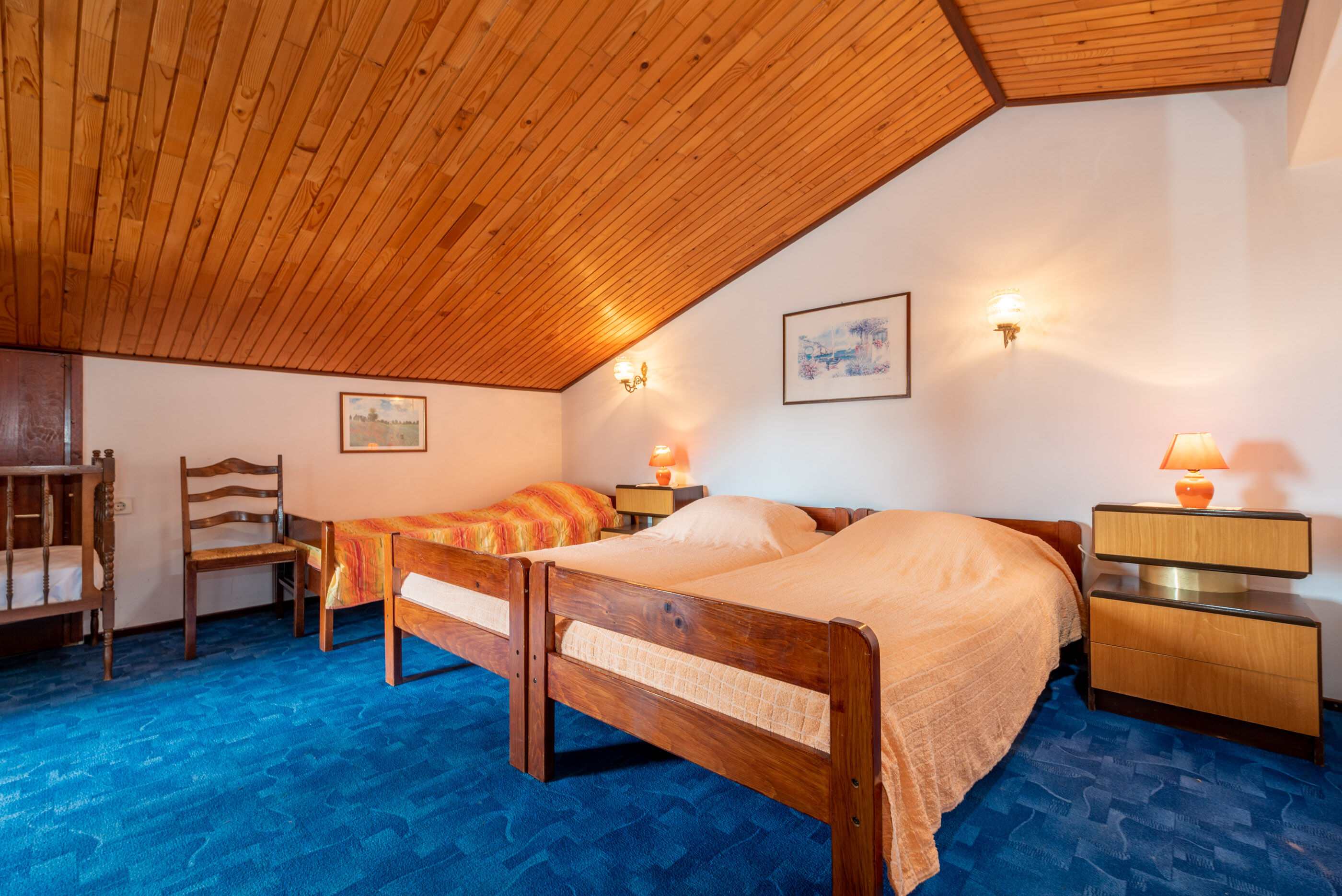 Apartments Mandica 74861-A1