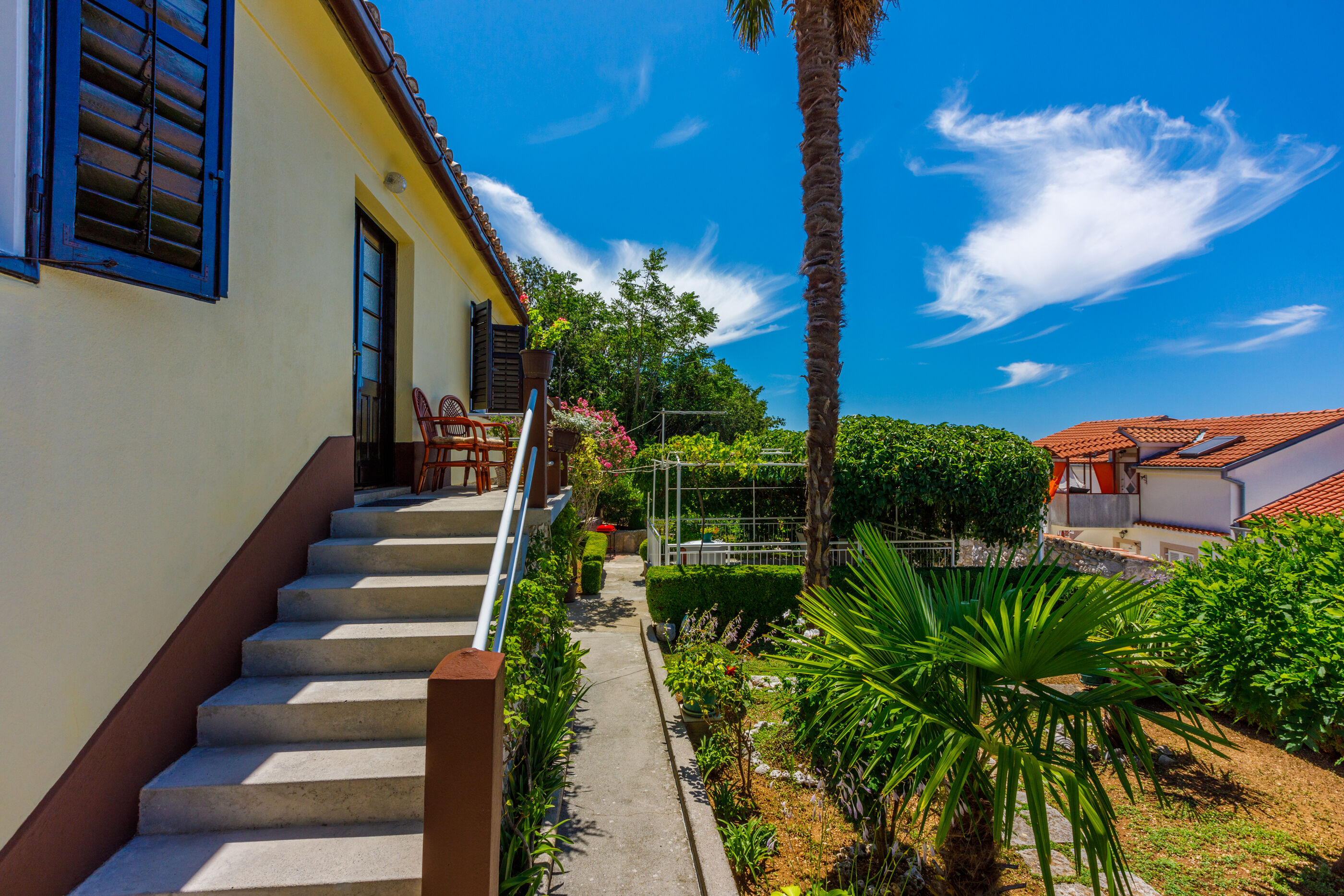 House BILJANA 62536-A1