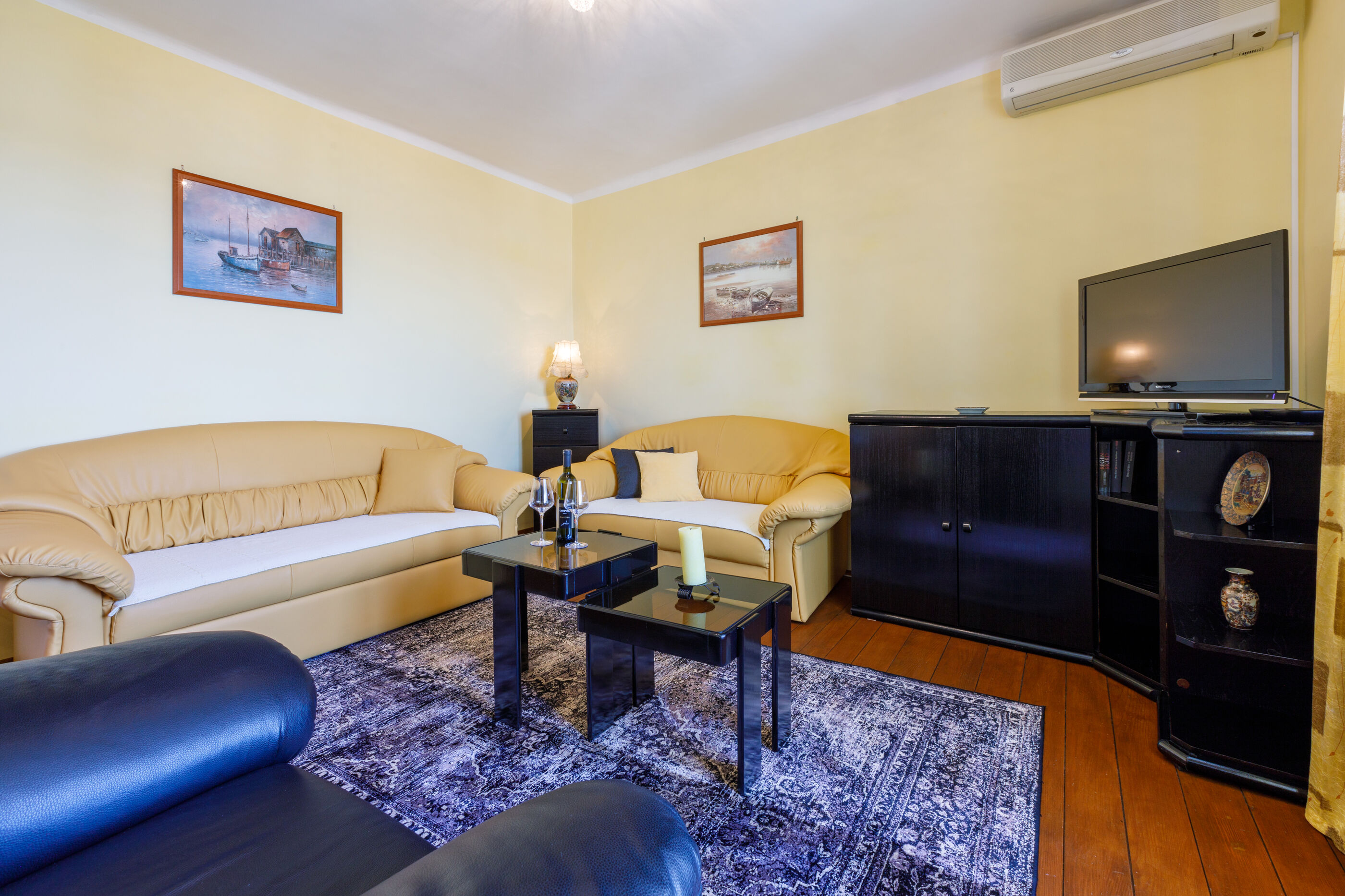 House BILJANA 62536-A1
