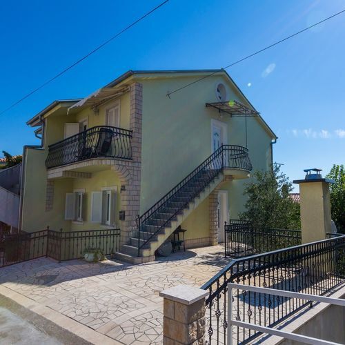 Apartments Stivic 62637-A2