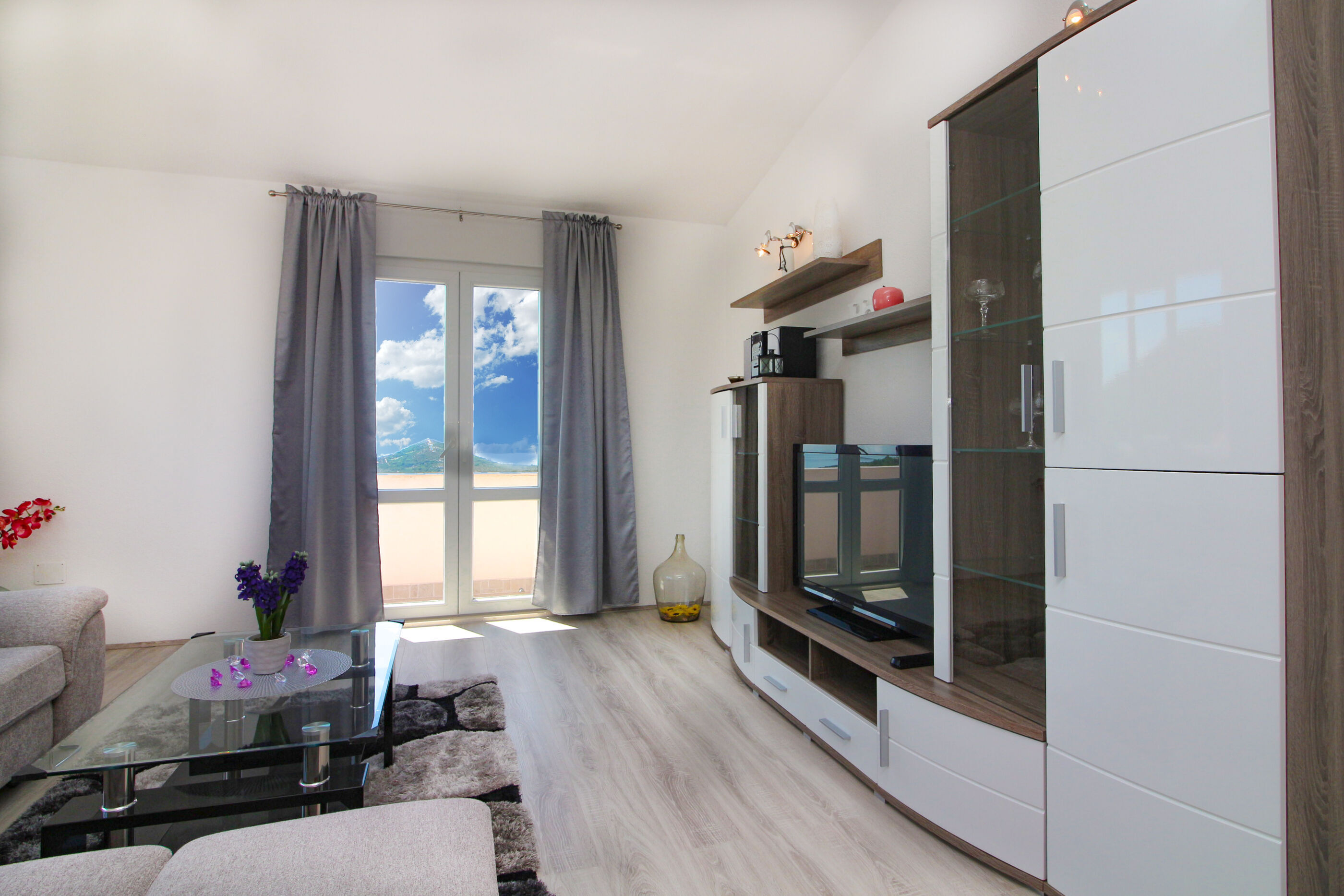 Apartment Conte Cikara 78621-A1